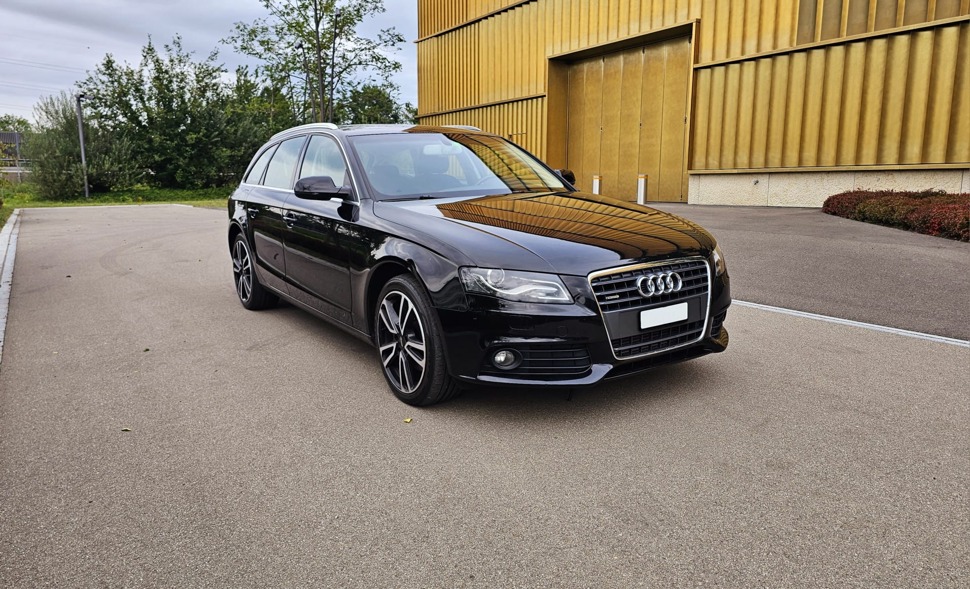 AUDI A4 Avant 2.0 TFSI quattro S-tronic