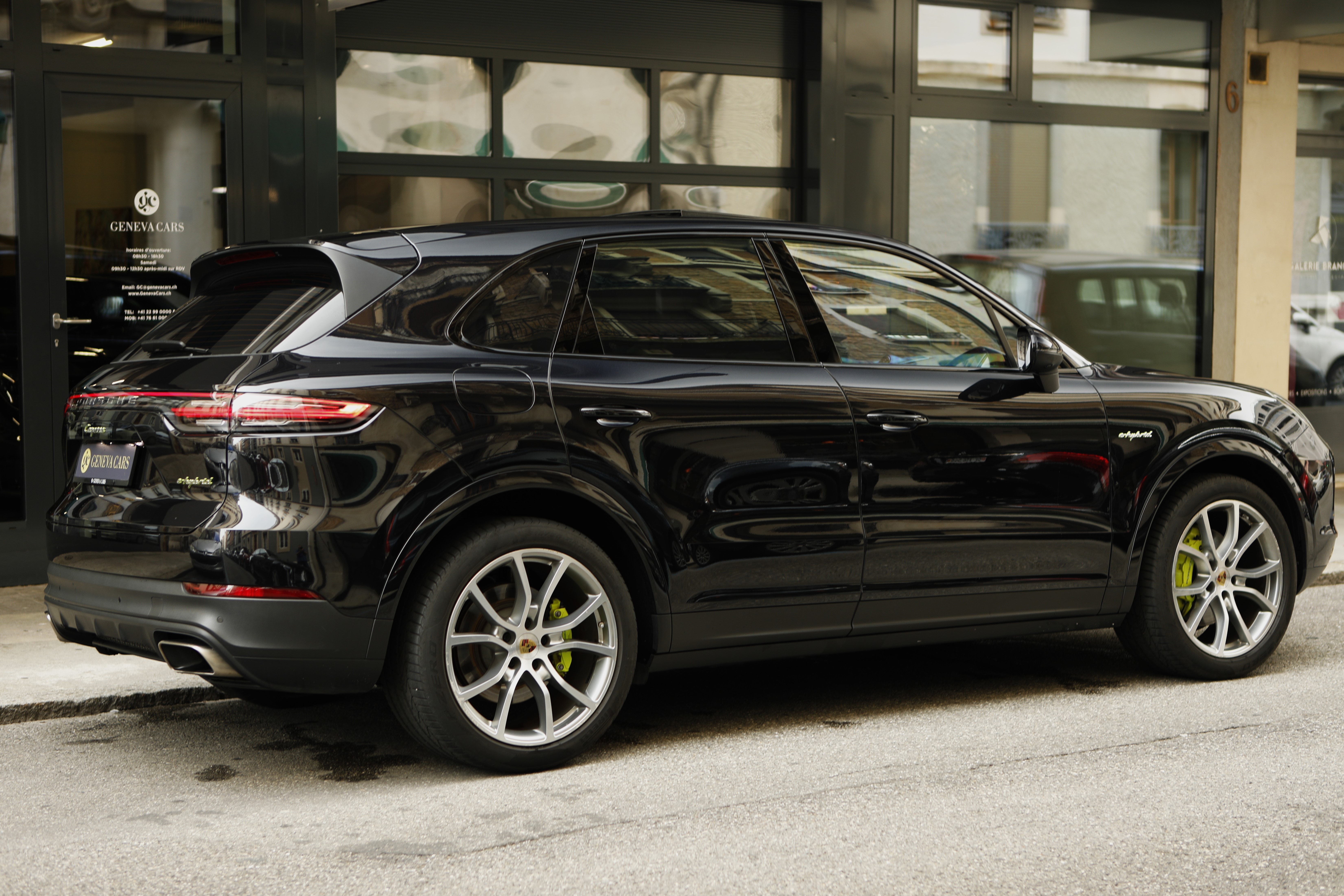 PORSCHE Cayenne E-Hybrid