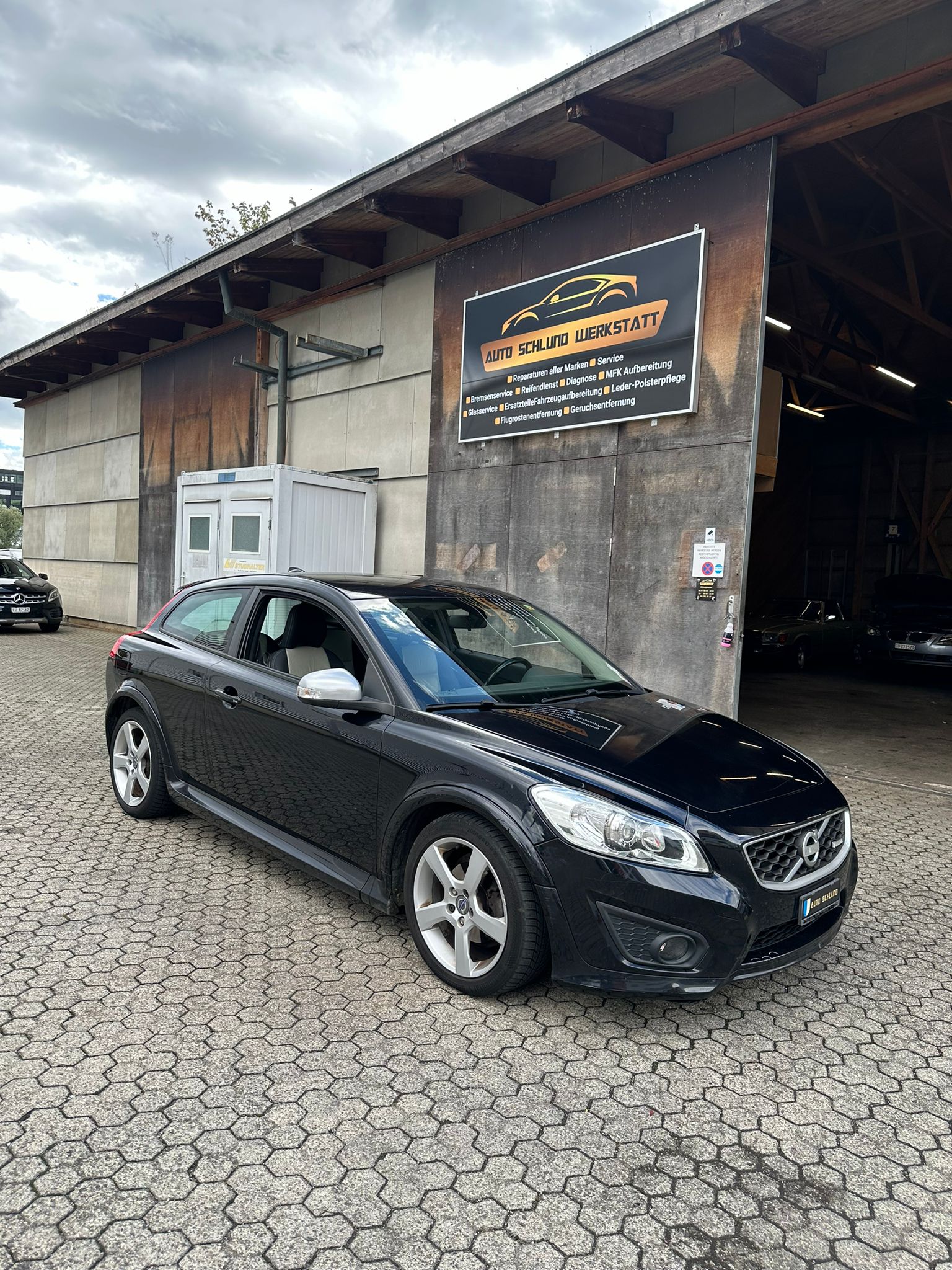 VOLVO C30 D DRIVe R-Design