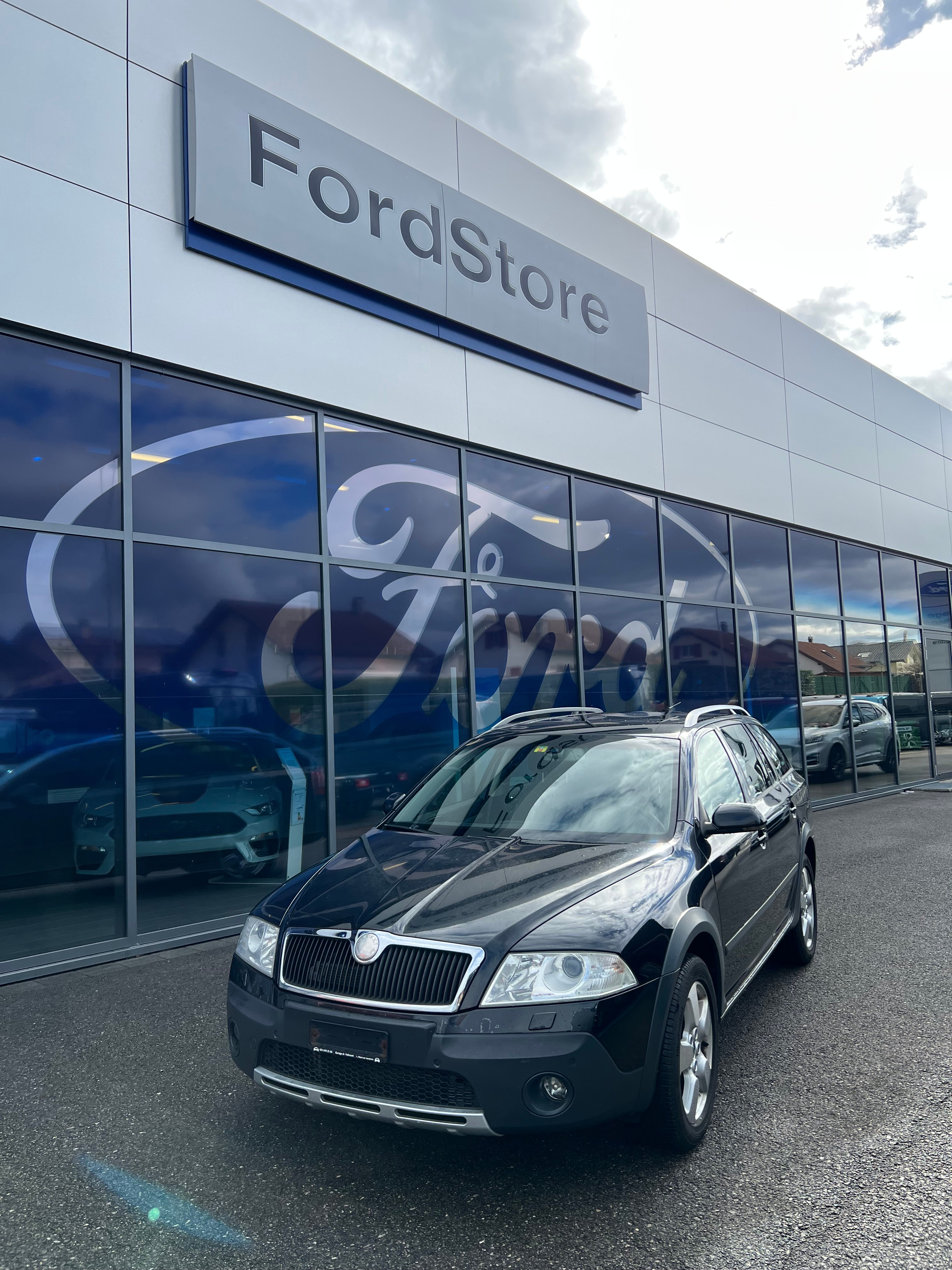 SKODA Octavia Scout 2.0 TDI DPF 4x4