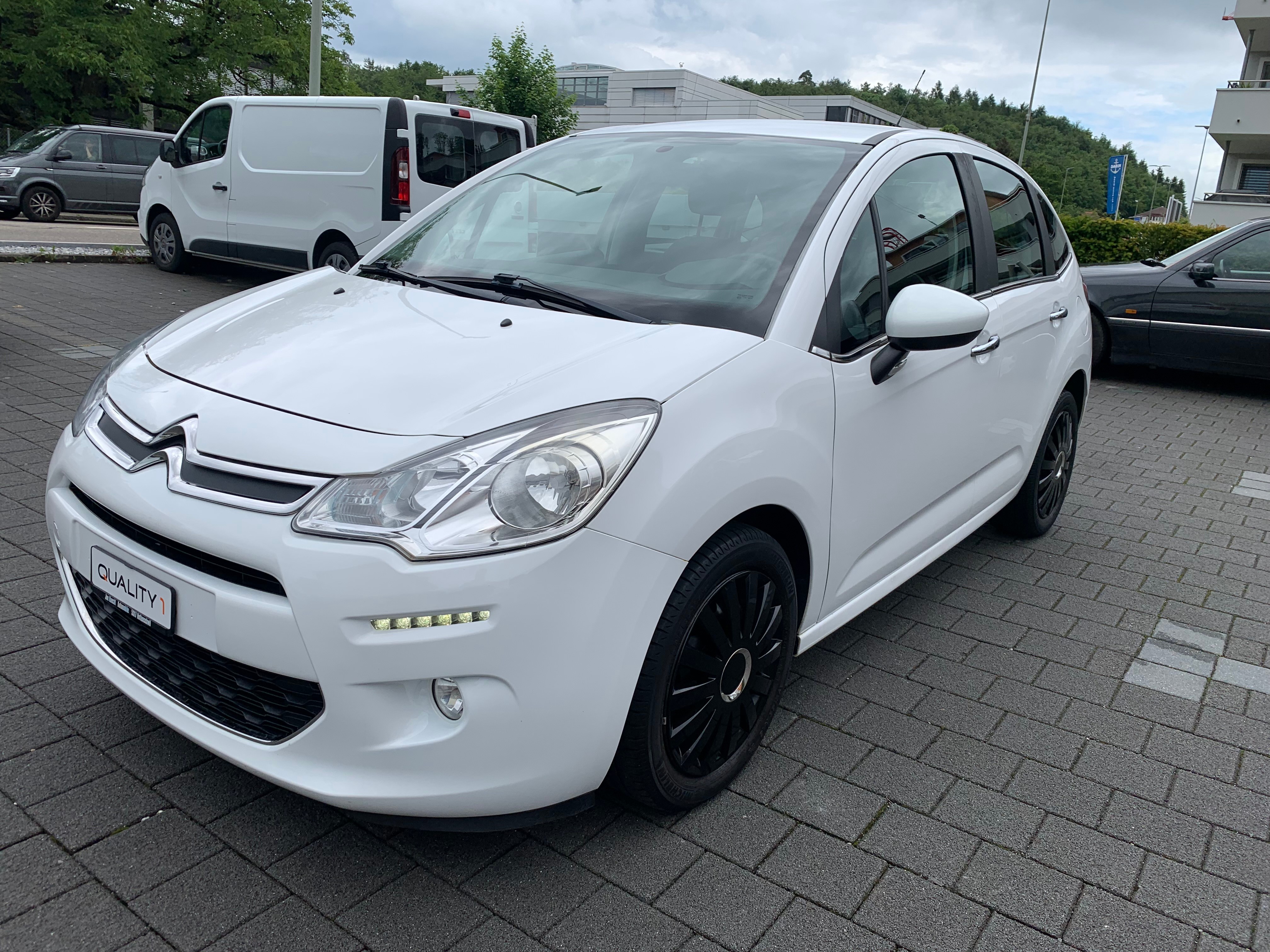 CITROEN C3 1.2i Exclusive