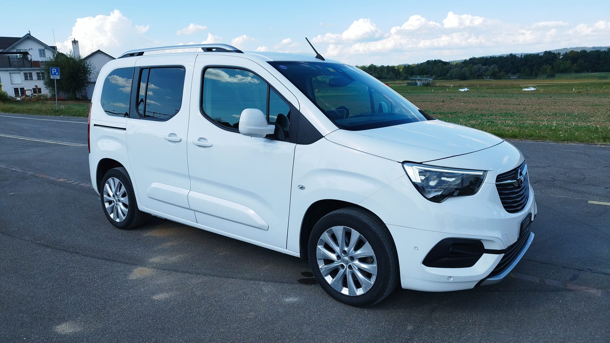 OPEL Combo Life 1.2 Innovation Automat