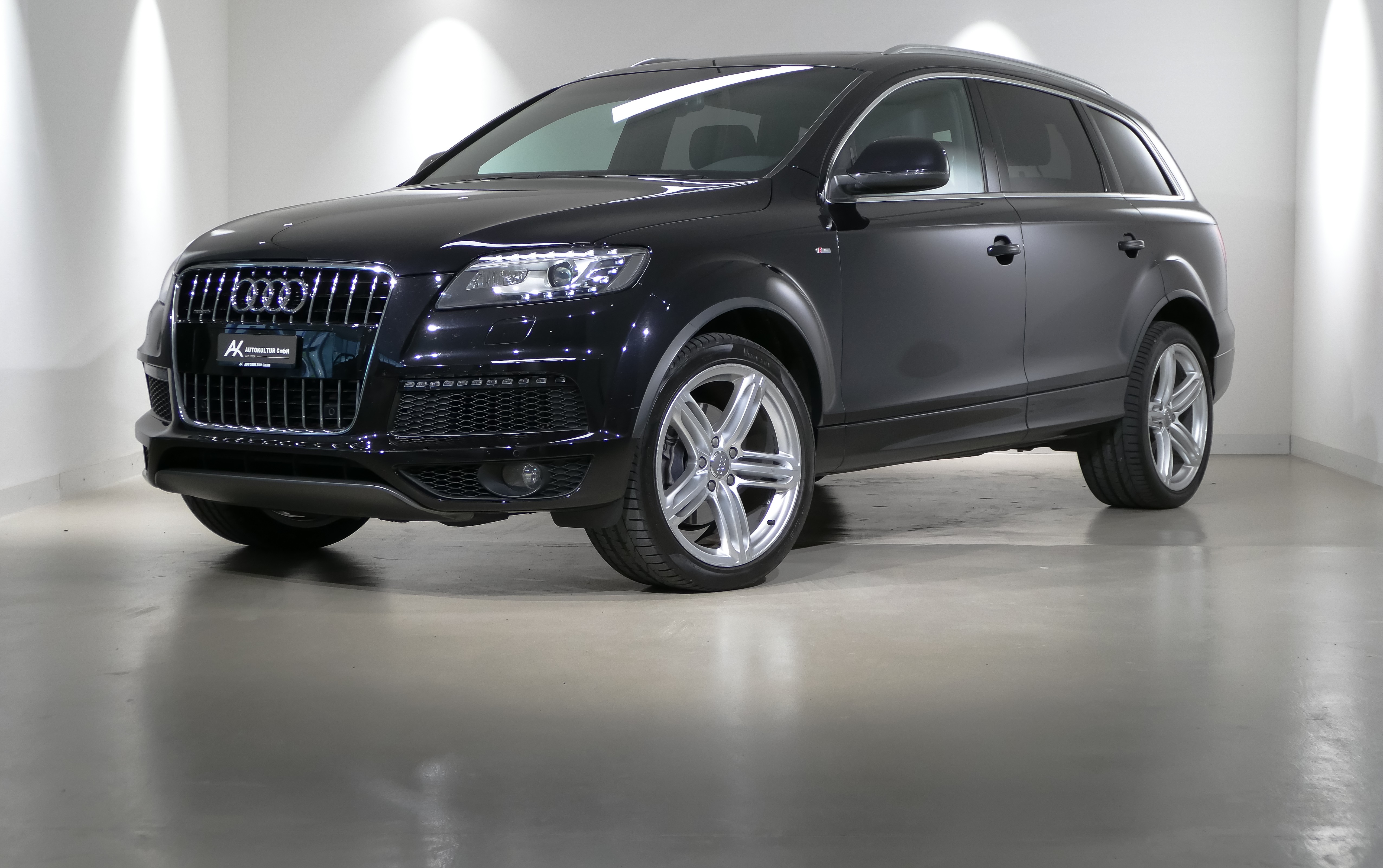 AUDI Q7 3.0 TDI quattro tiptronic