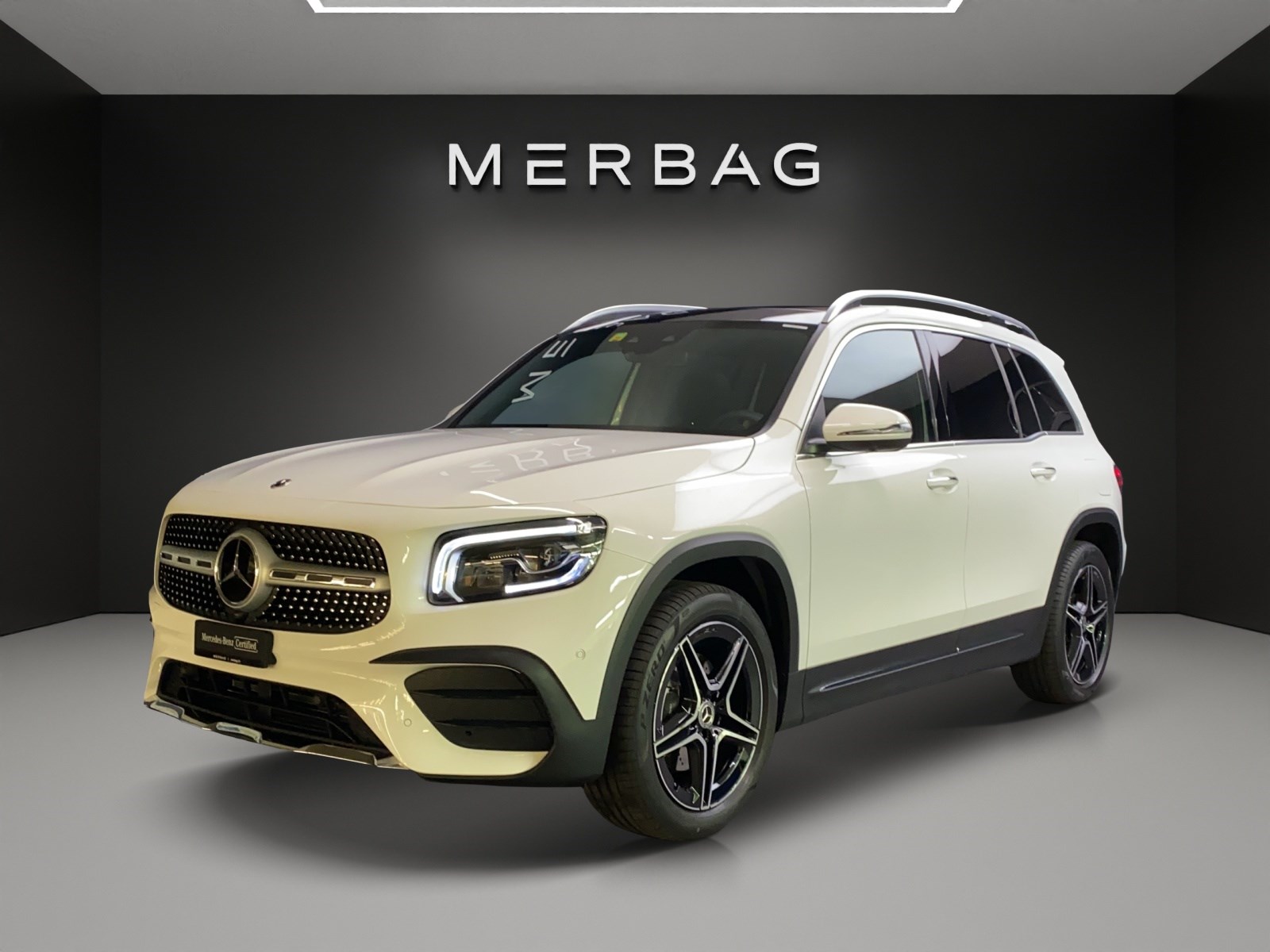 MERCEDES-BENZ GLB 200 AMG Line 4M