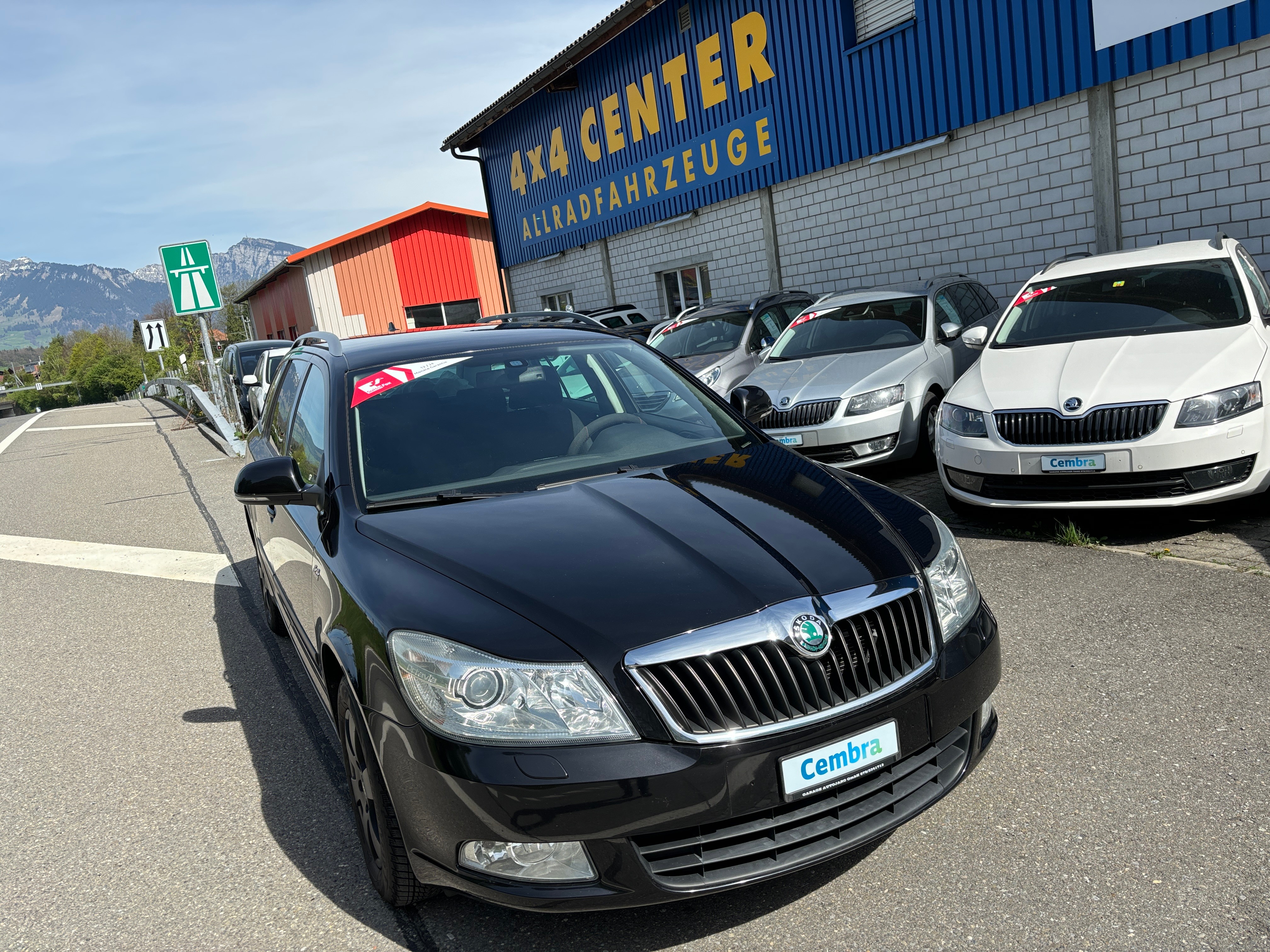 SKODA Octavia Combi 2.0 TDI Elegance 4x4 DSG