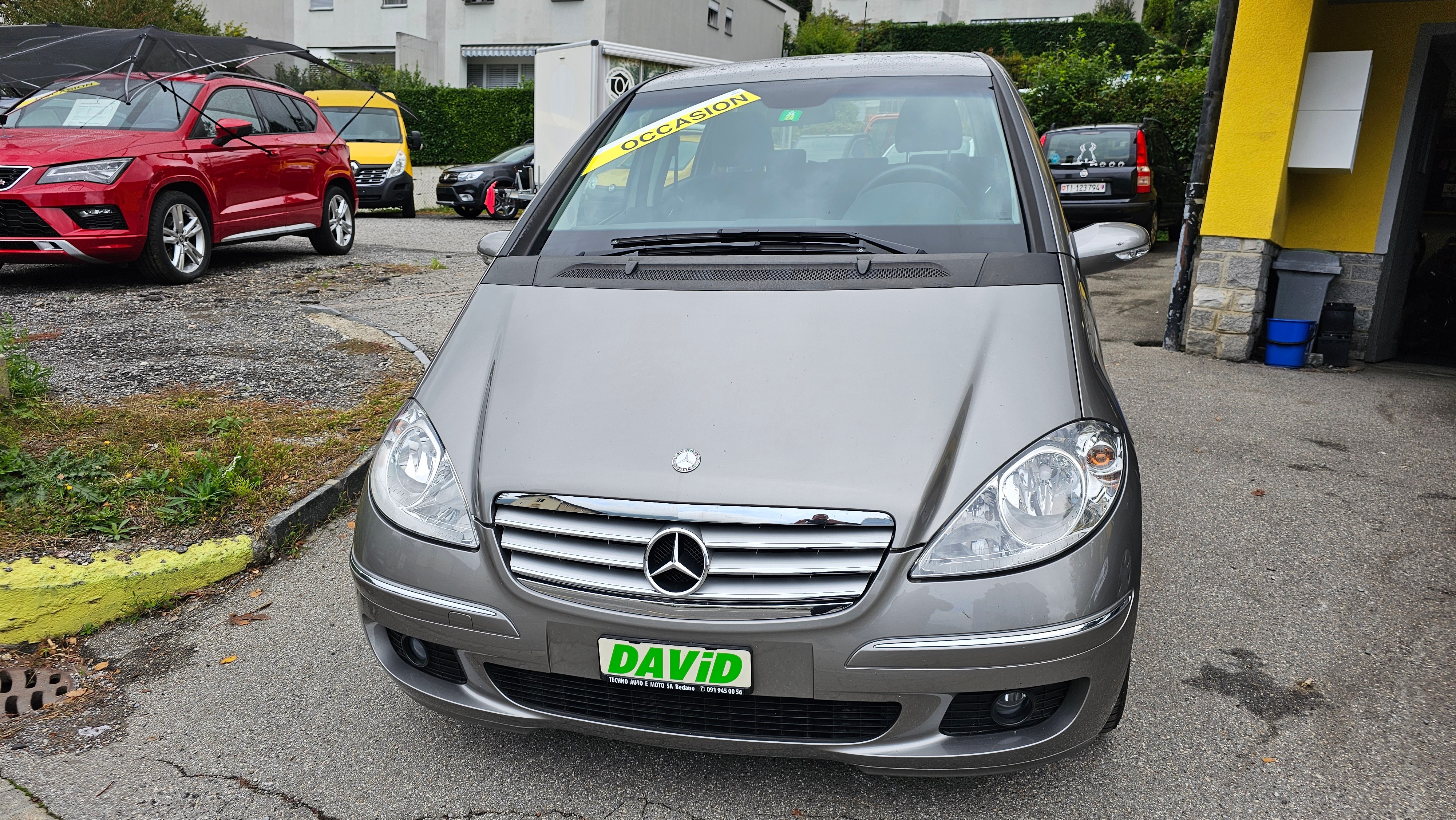 MERCEDES-BENZ A 170 Elégance