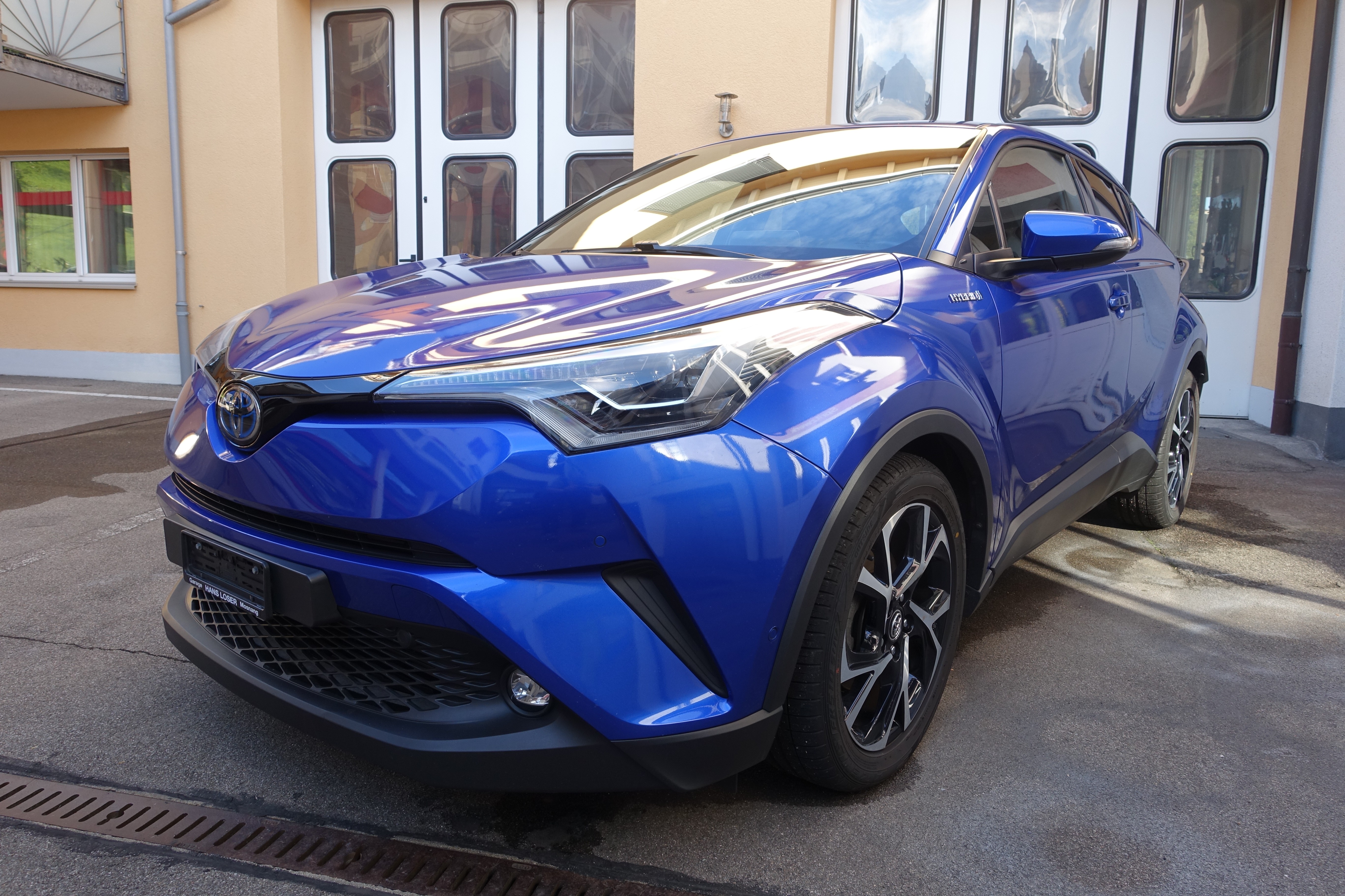 TOYOTA C-HR 1.8 HSD CVT Trend