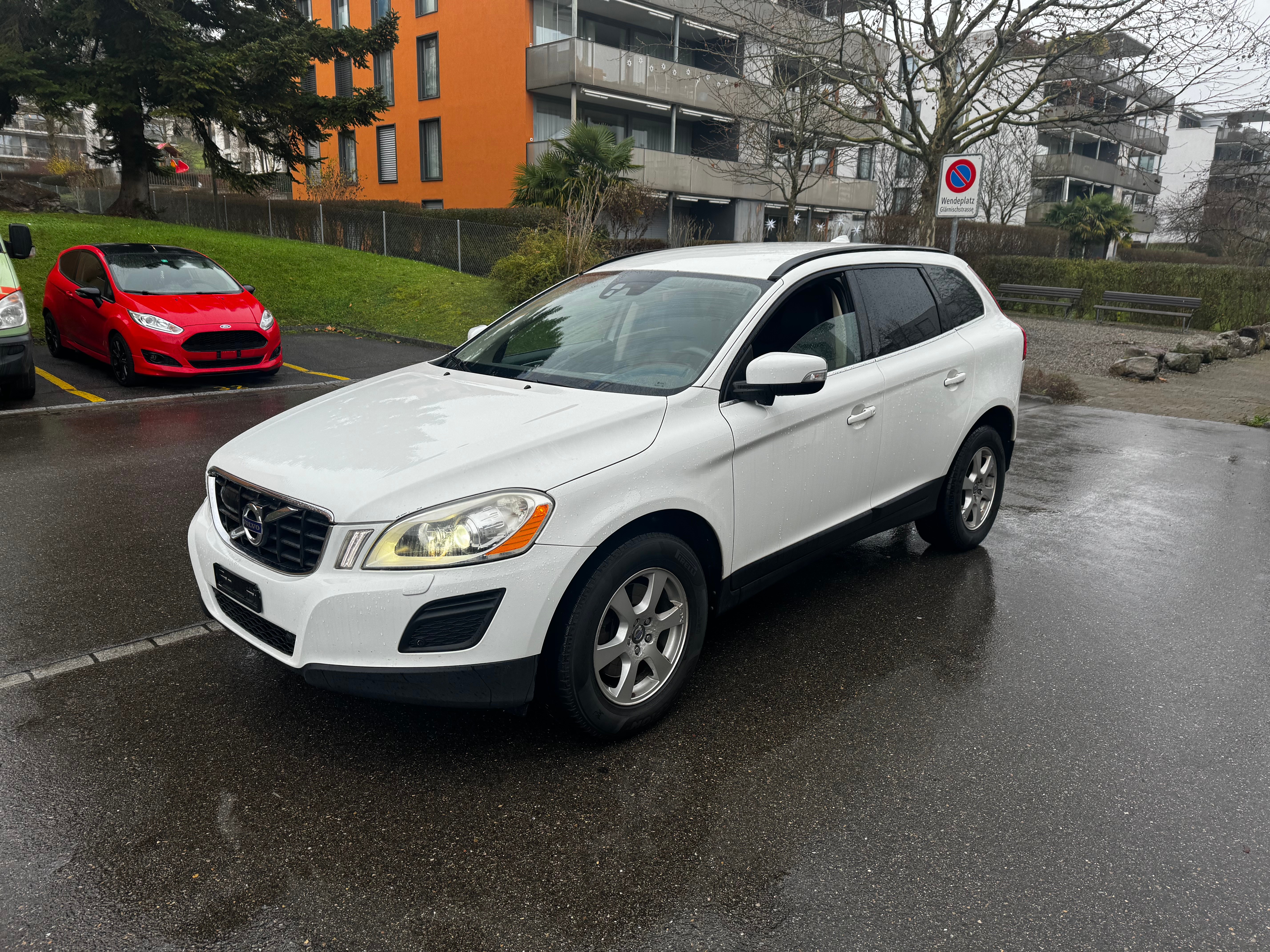 VOLVO XC60 DRIVe Kinetic