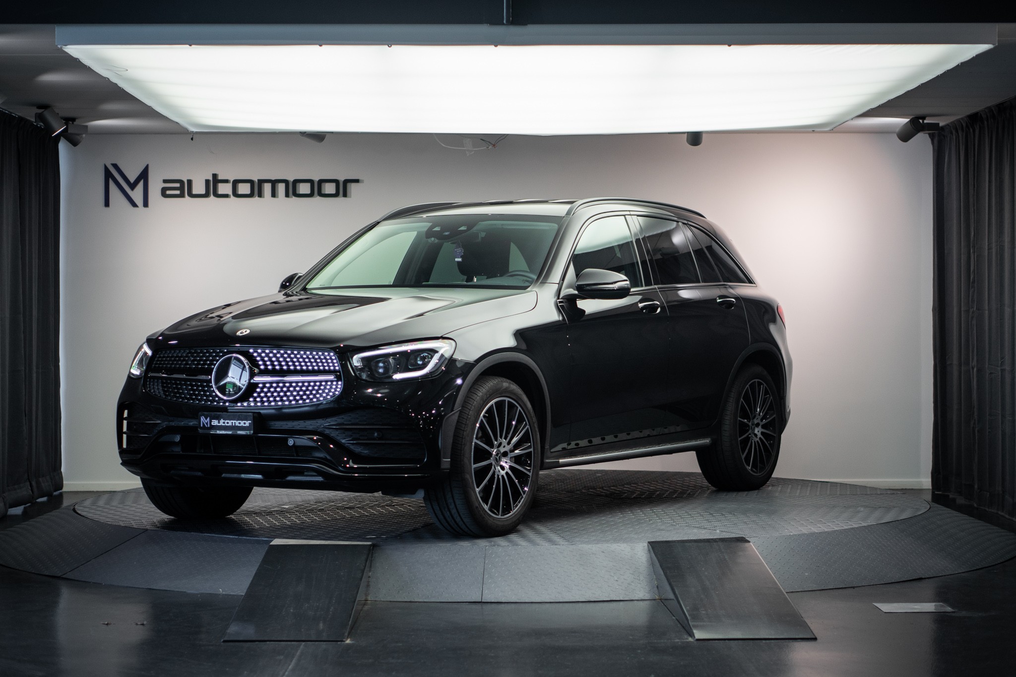 MERCEDES-BENZ GLC 300 d AMG Line 4Matic 9G-Tronic