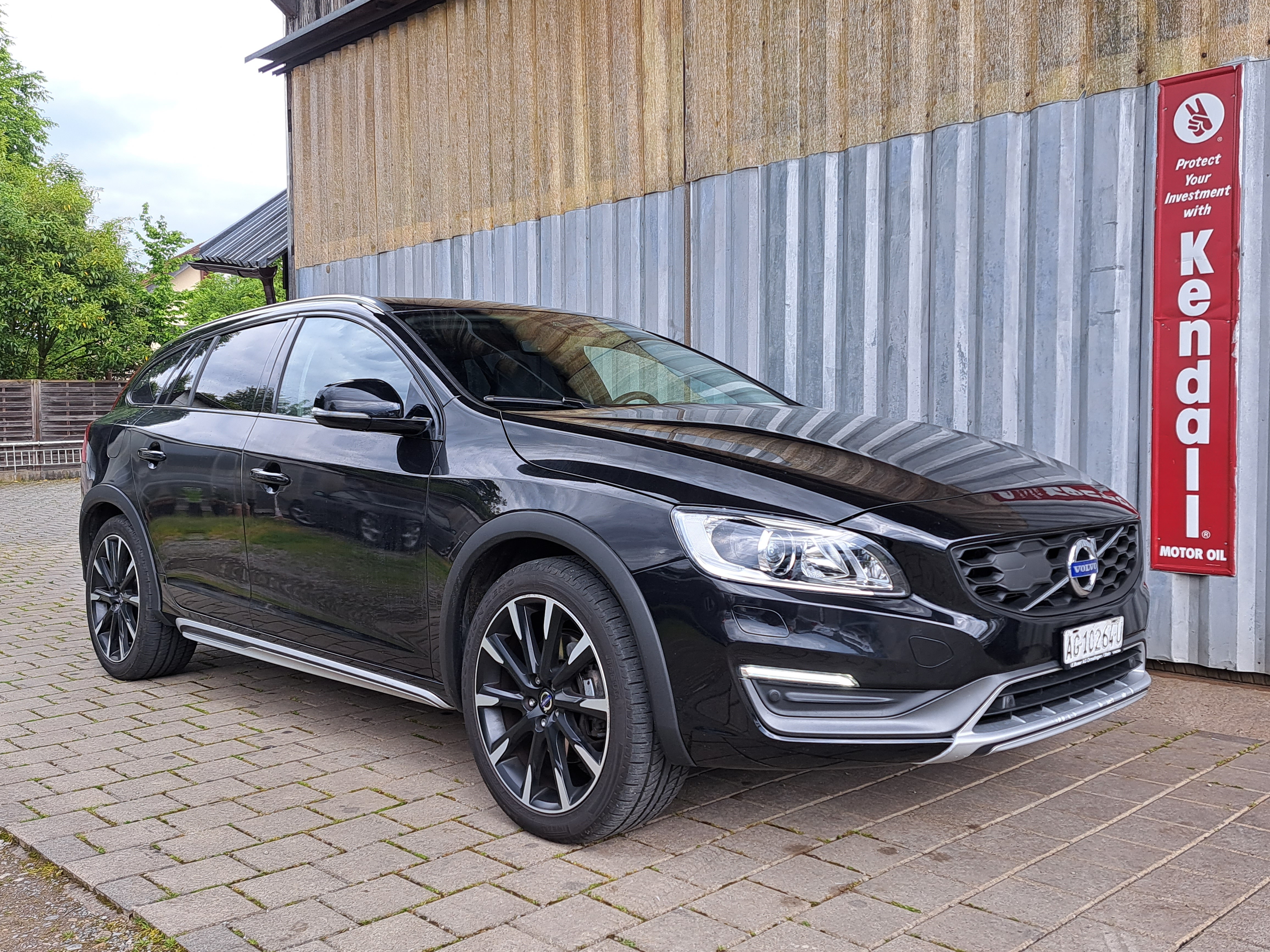 VOLVO V60 Cross Country D4 AWD Summum Geartronic