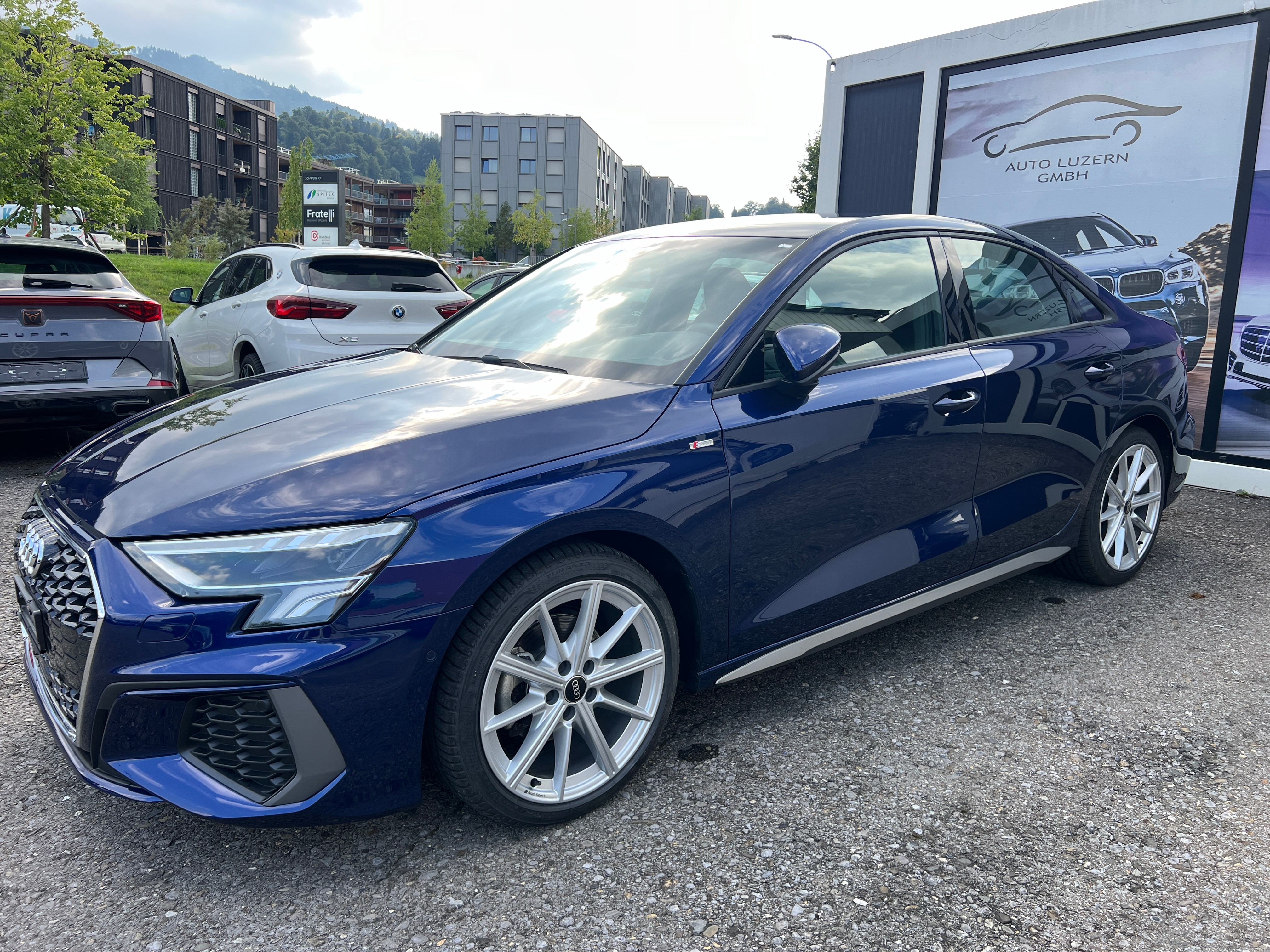 AUDI A3 Sedan Limouosine 35 TDI S-LineS-tronic