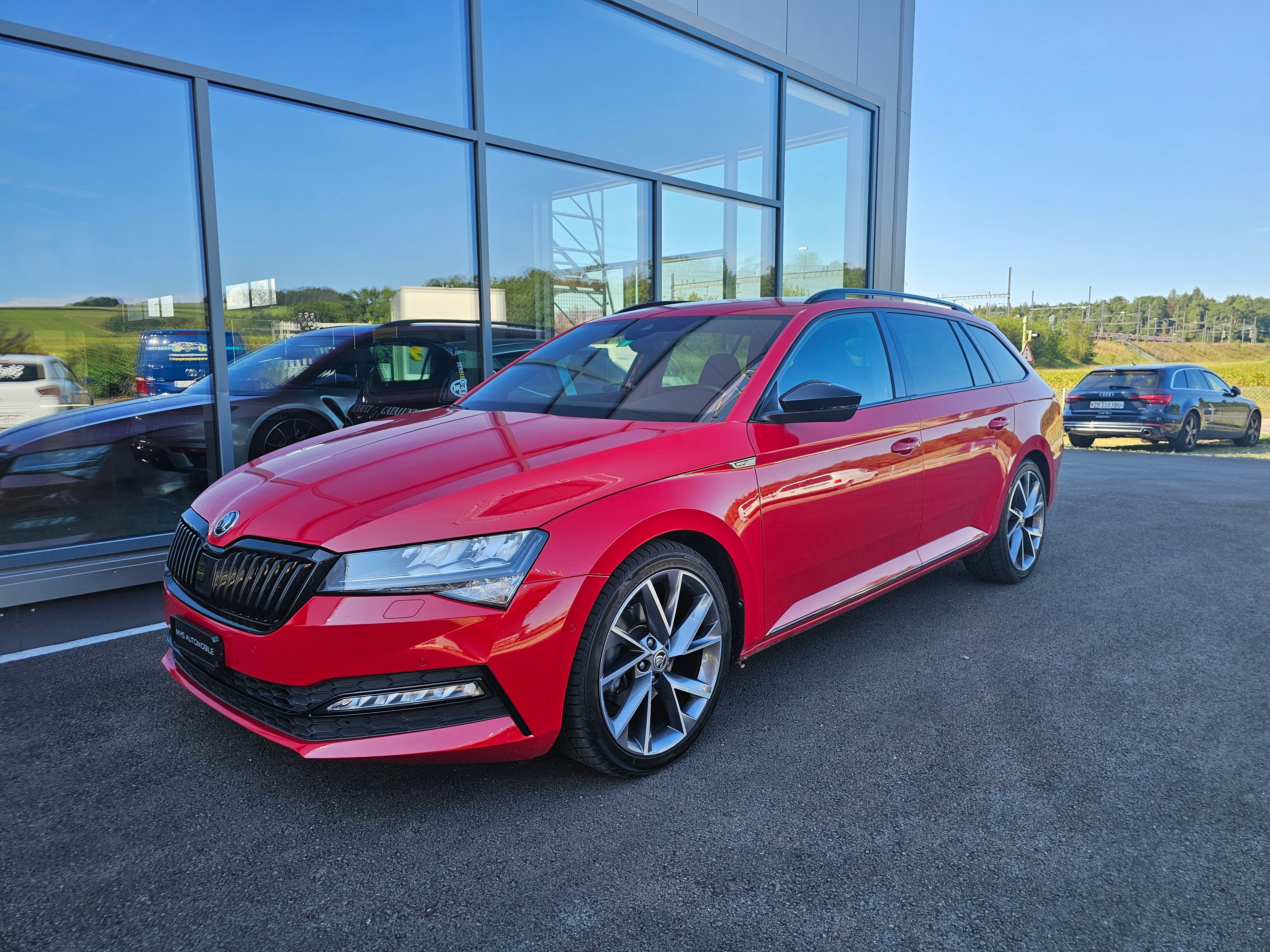 SKODA Superb Combi 2.0 TDi SportLine Light 4x4 DSG