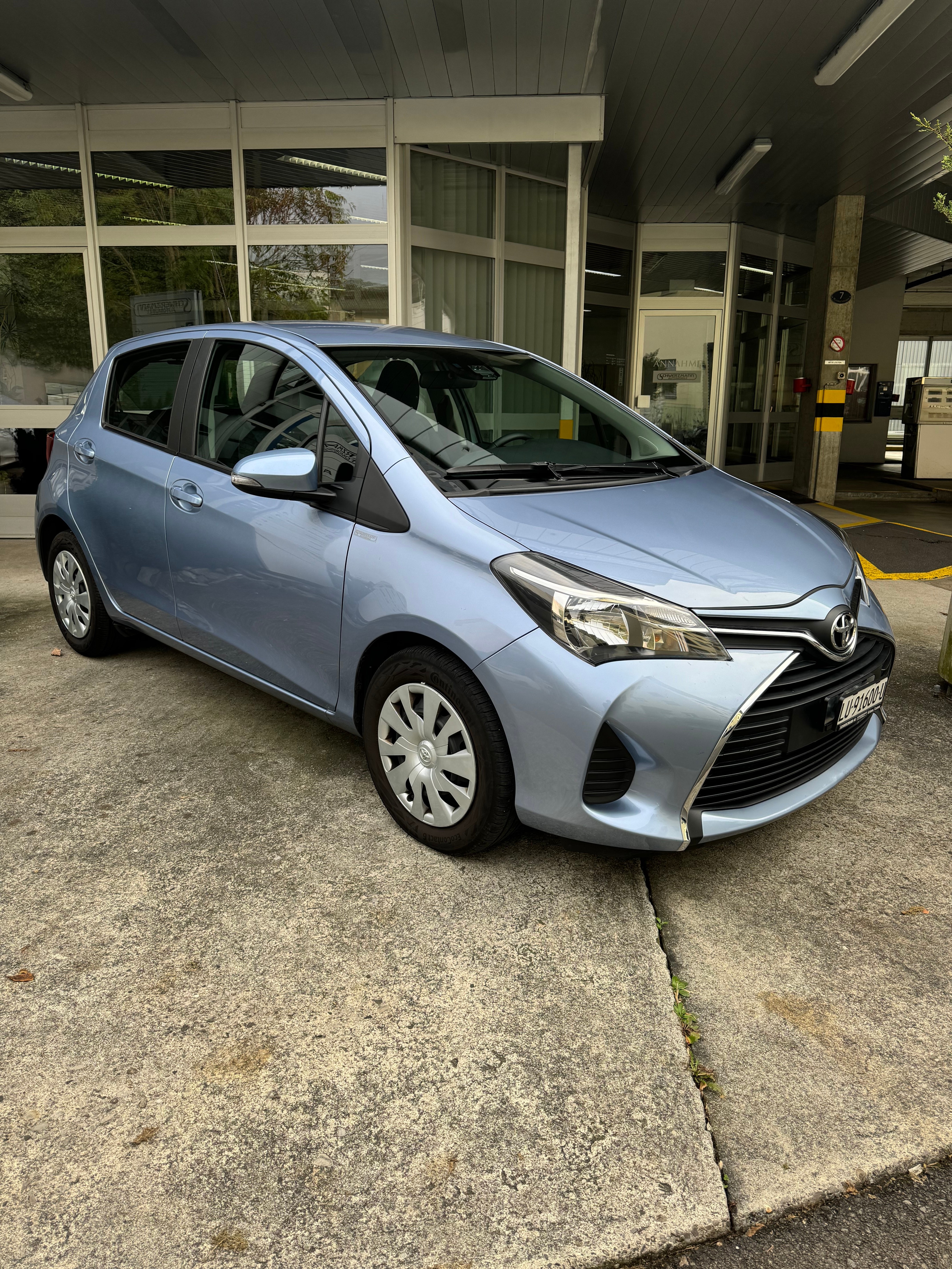 TOYOTA Yaris 1.33 Luna