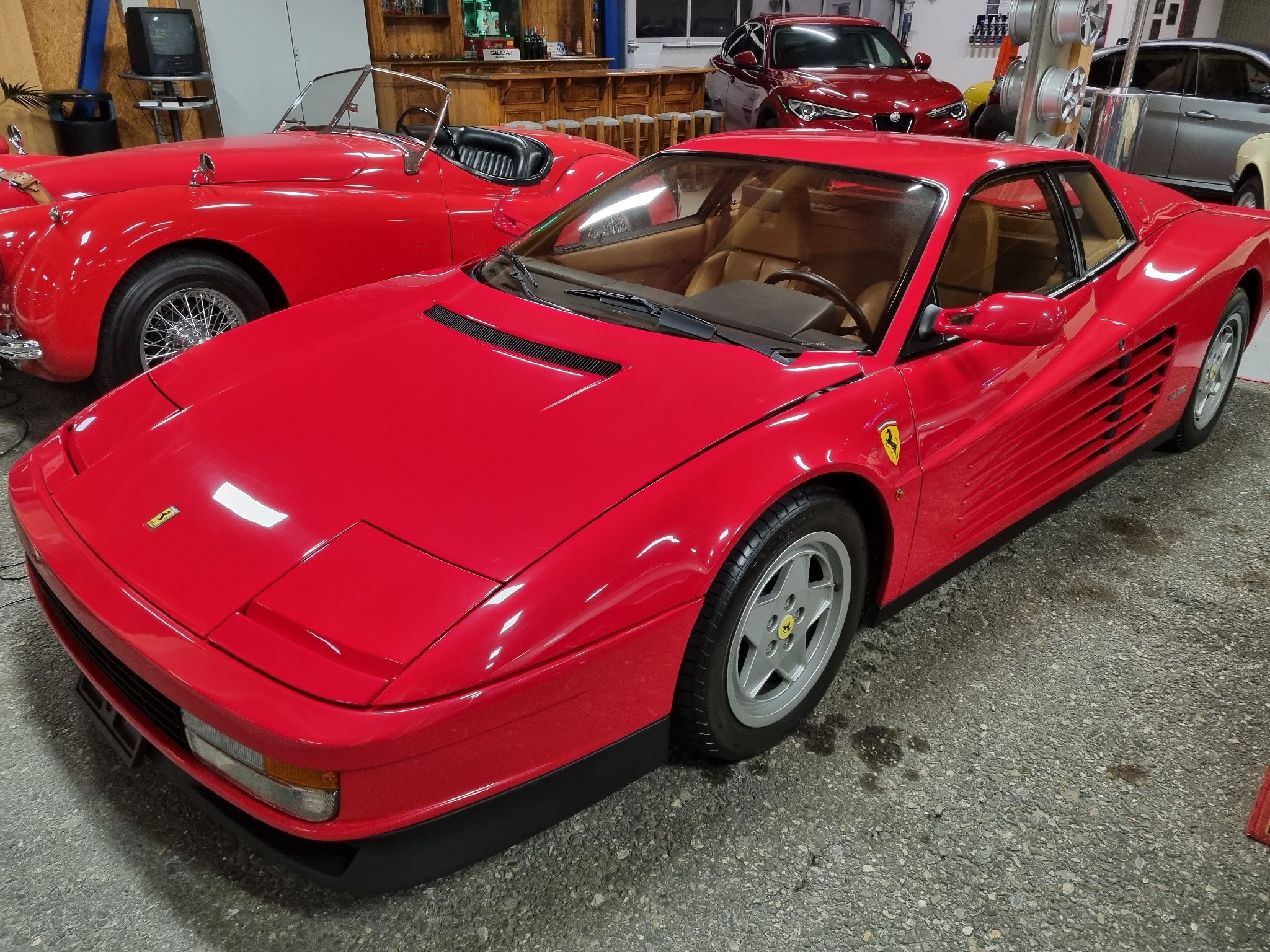 FERRARI Testarossa