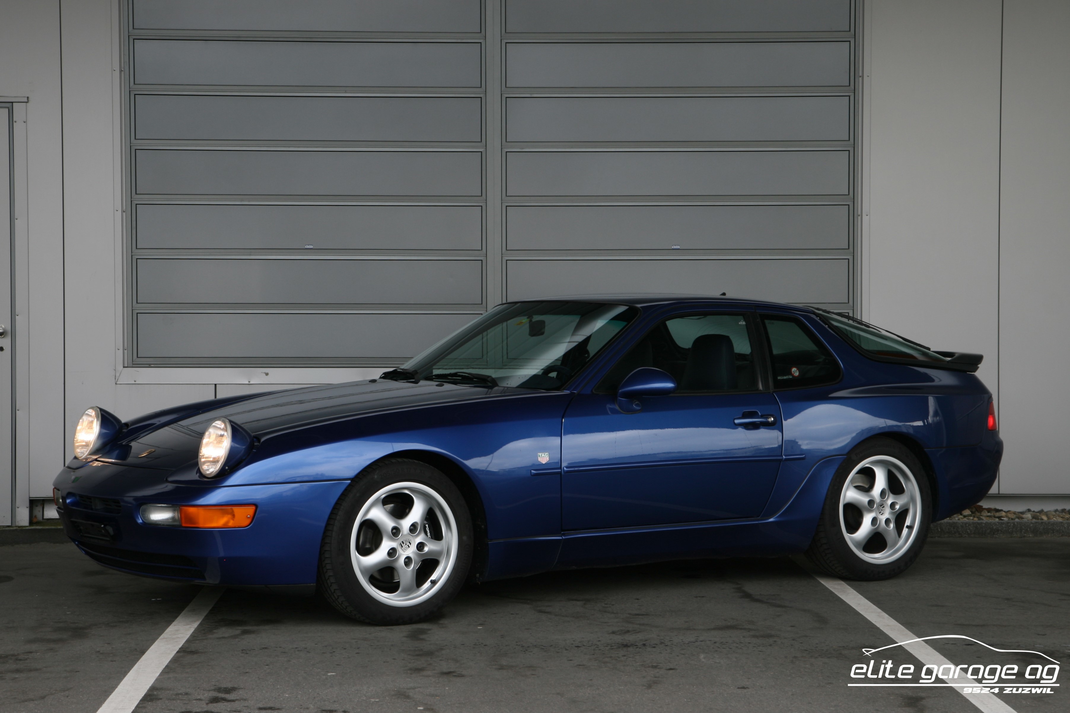 PORSCHE 968