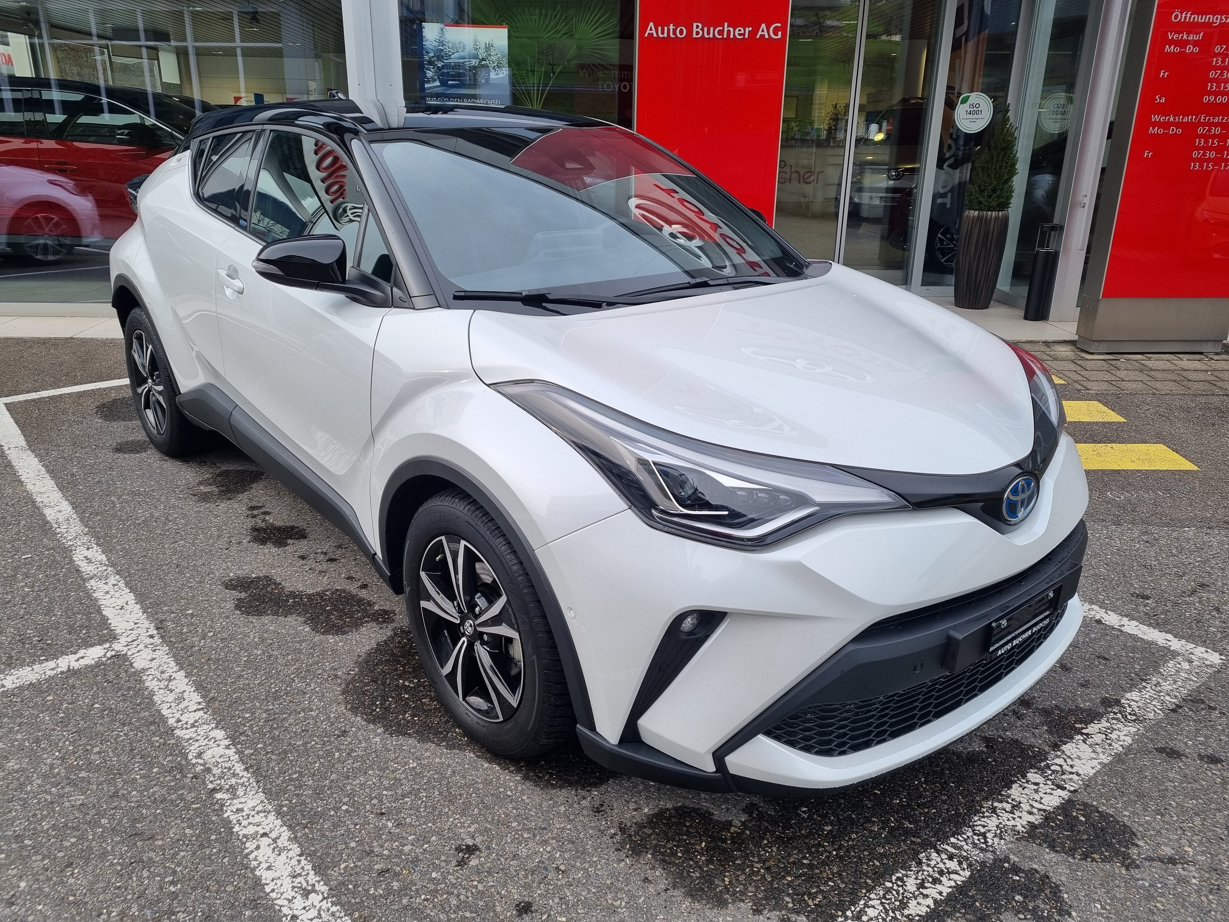 TOYOTA C-HR 2.0 HSD CVT Move