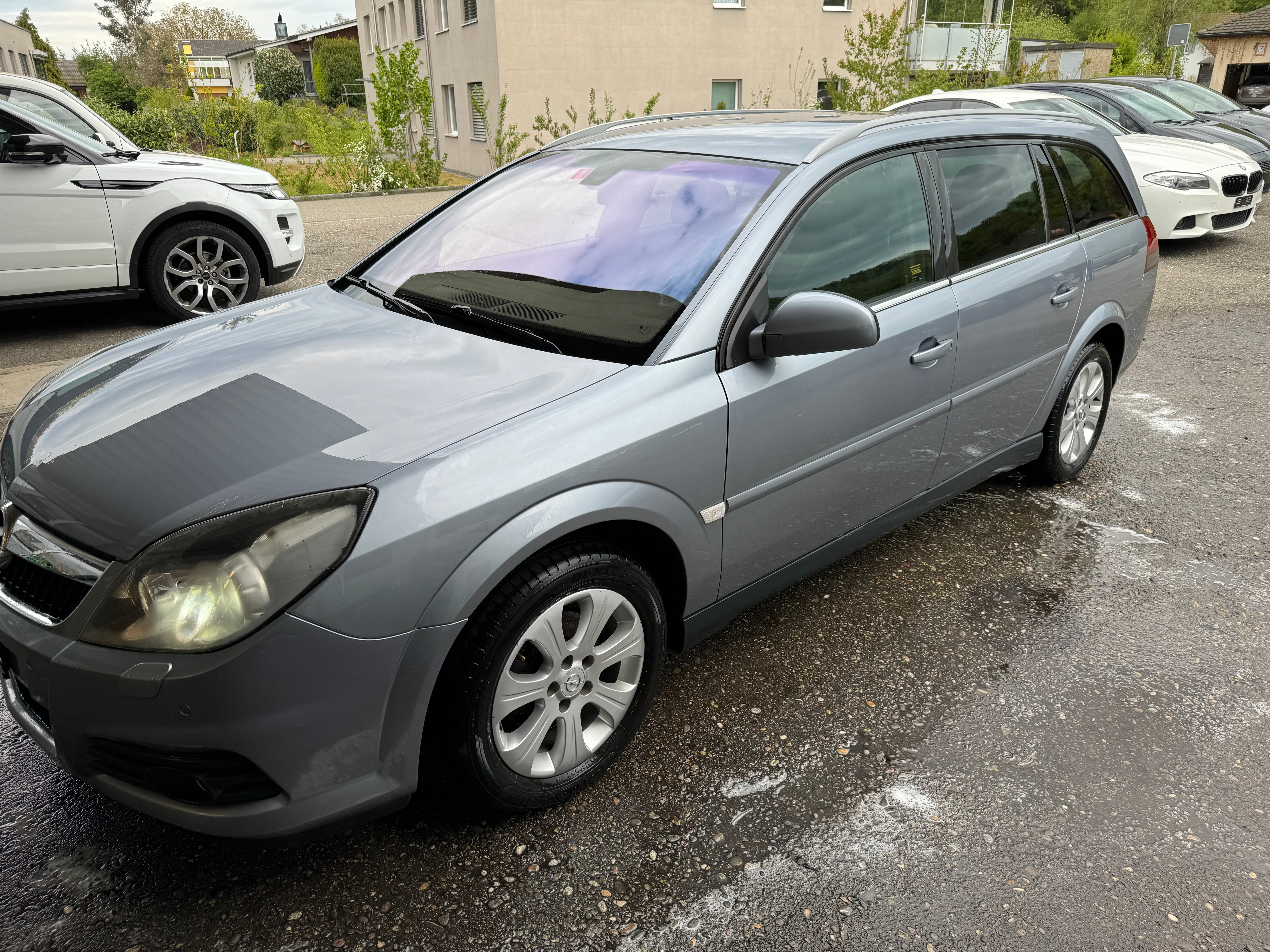 OPEL Vectra Caravan 2.2 Diamond Automatic