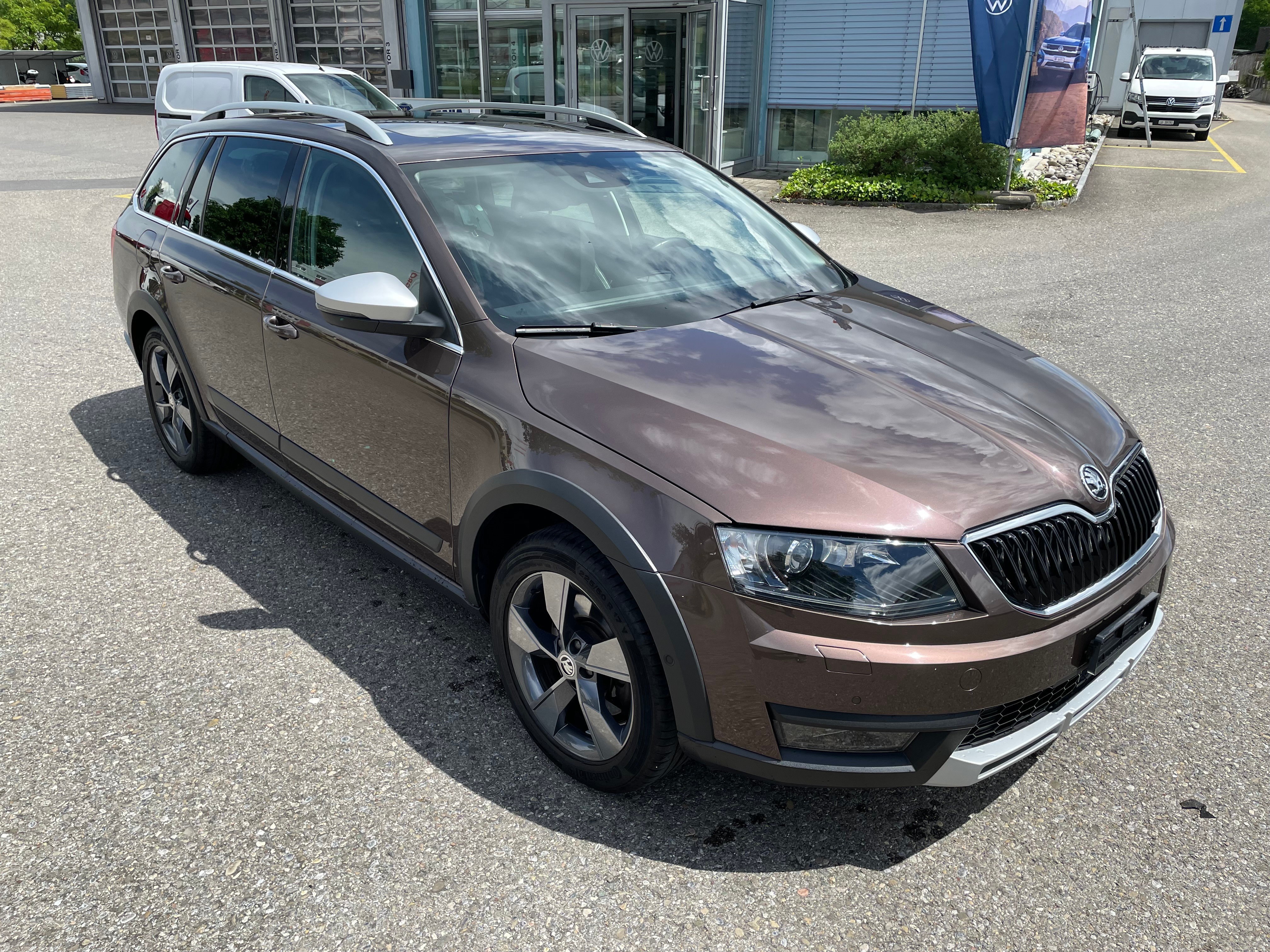 SKODA Octavia Combi 2.0 TDI Scout 4x4 DSG