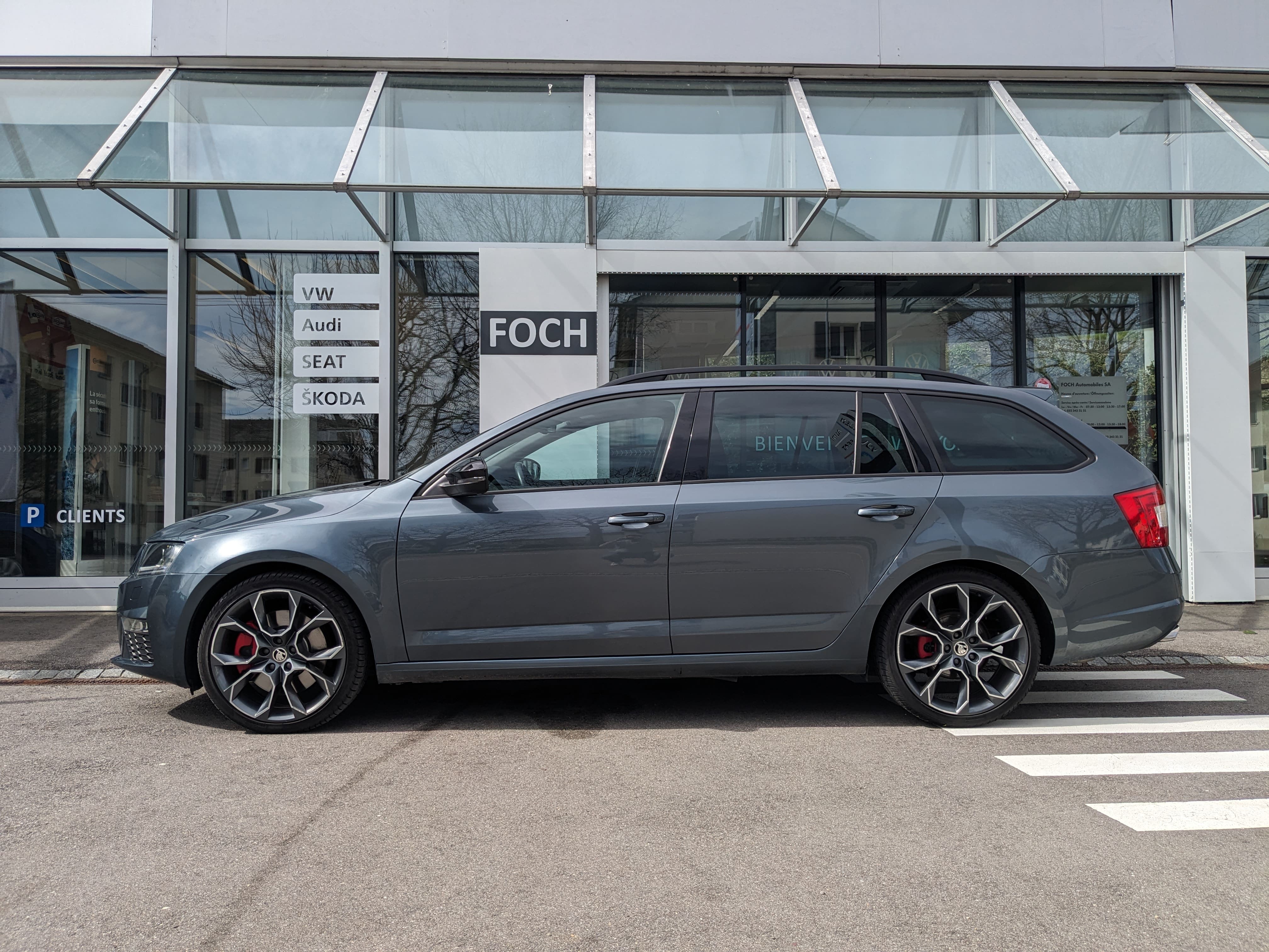 SKODA Octavia Combi 2.0 TSI RS DSG