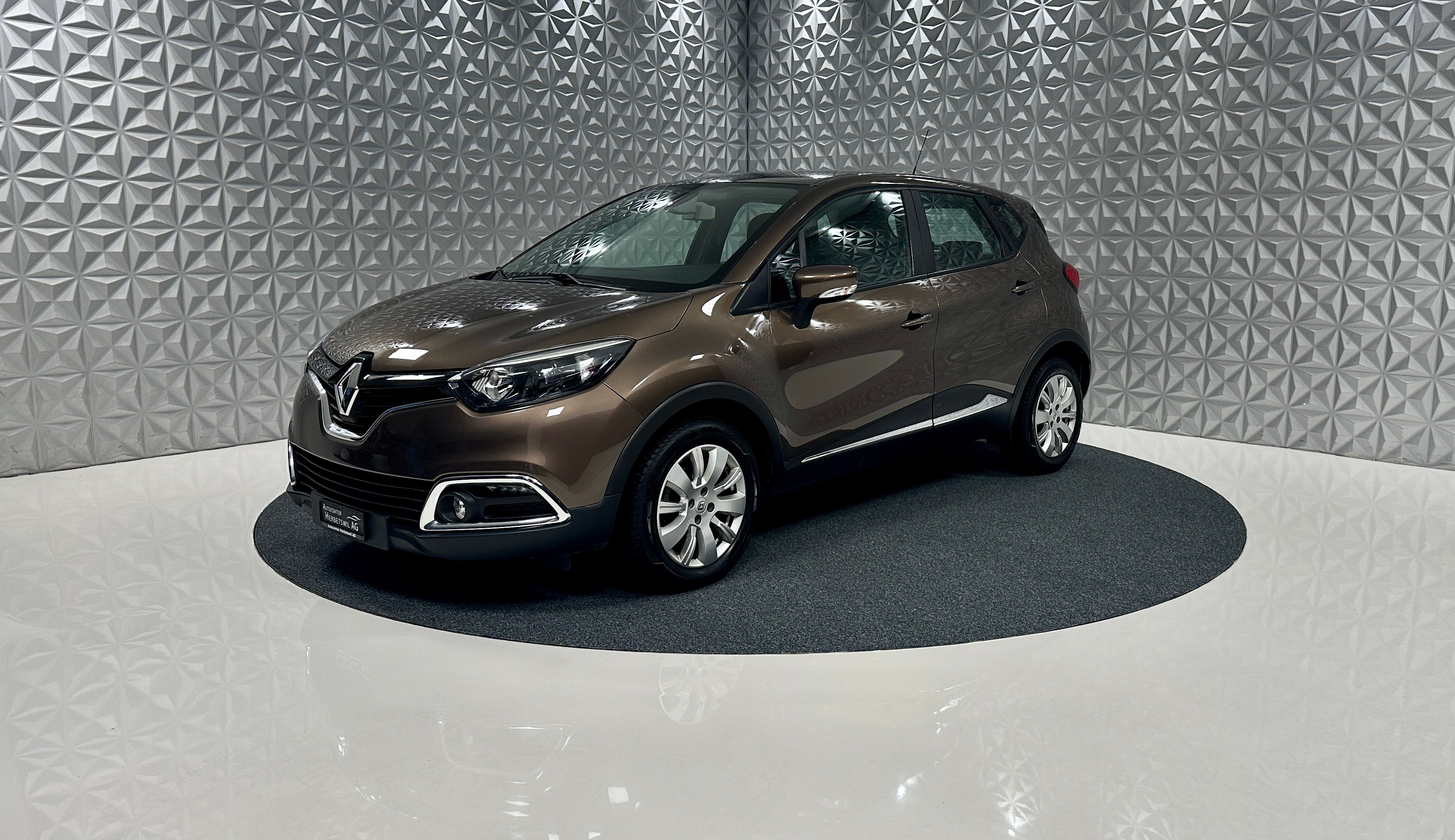 RENAULT Captur 1.2 T 16V Dynamique EDC