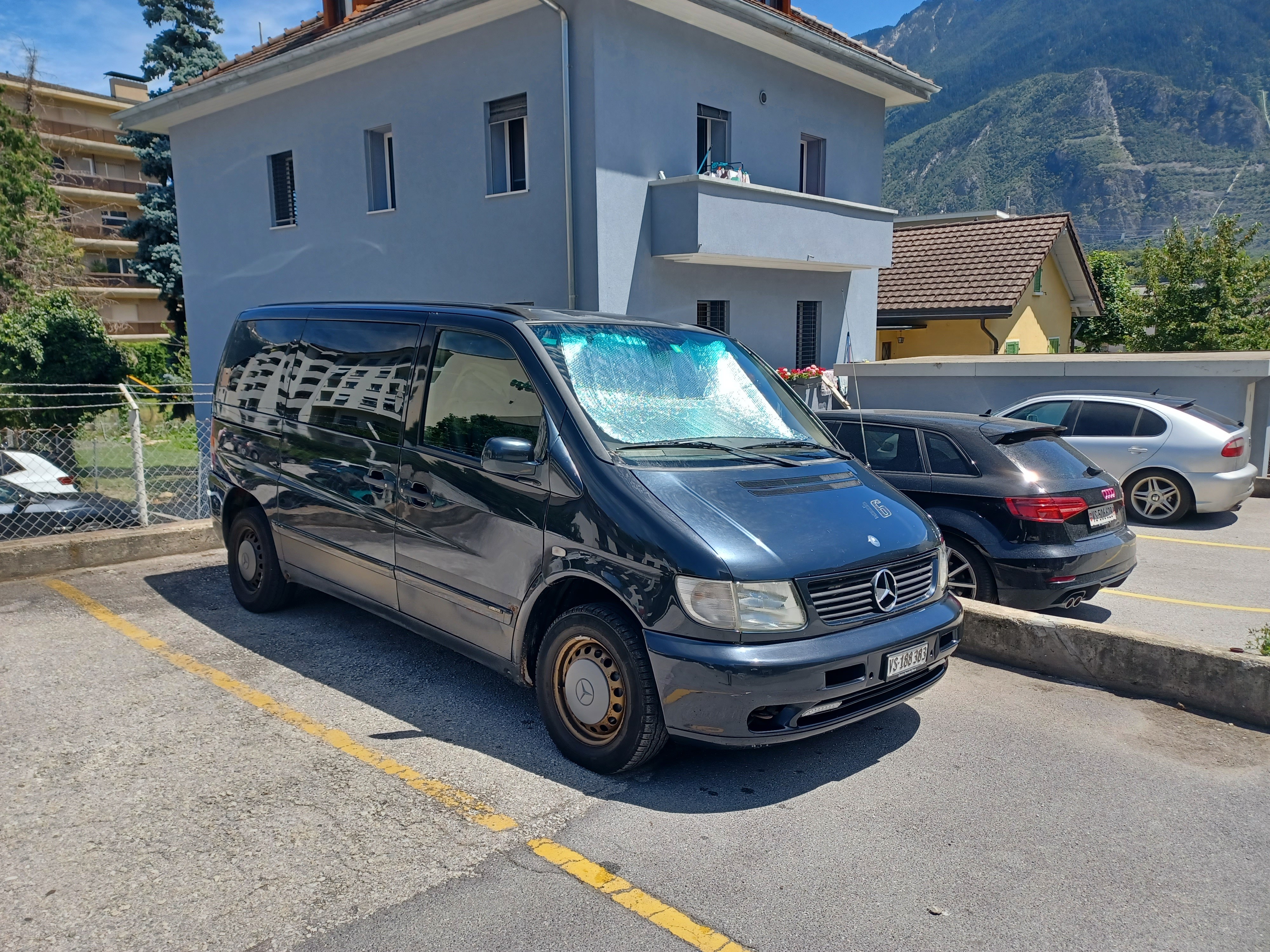 MERCEDES-BENZ V 230 TD Ambiente