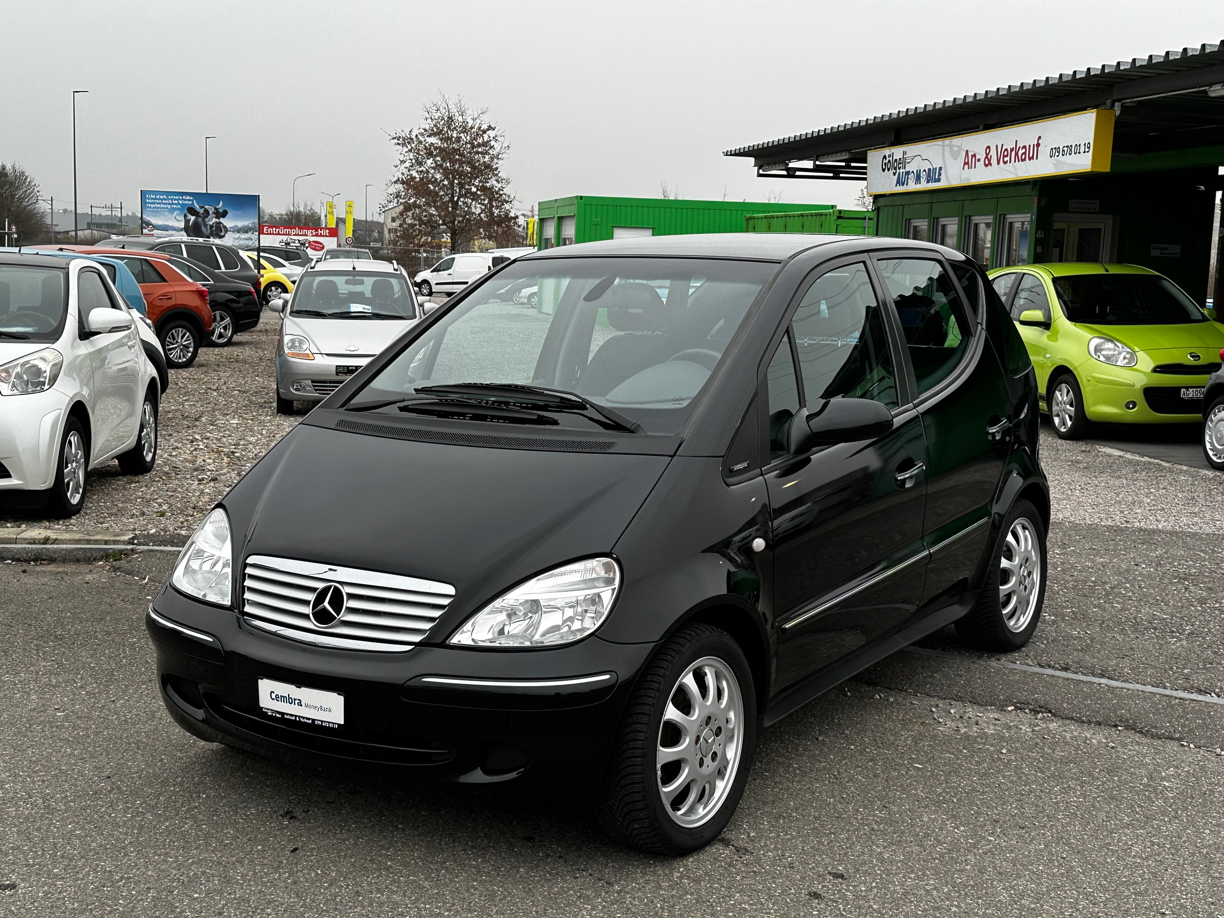 MERCEDES-BENZ A 190 Elégance