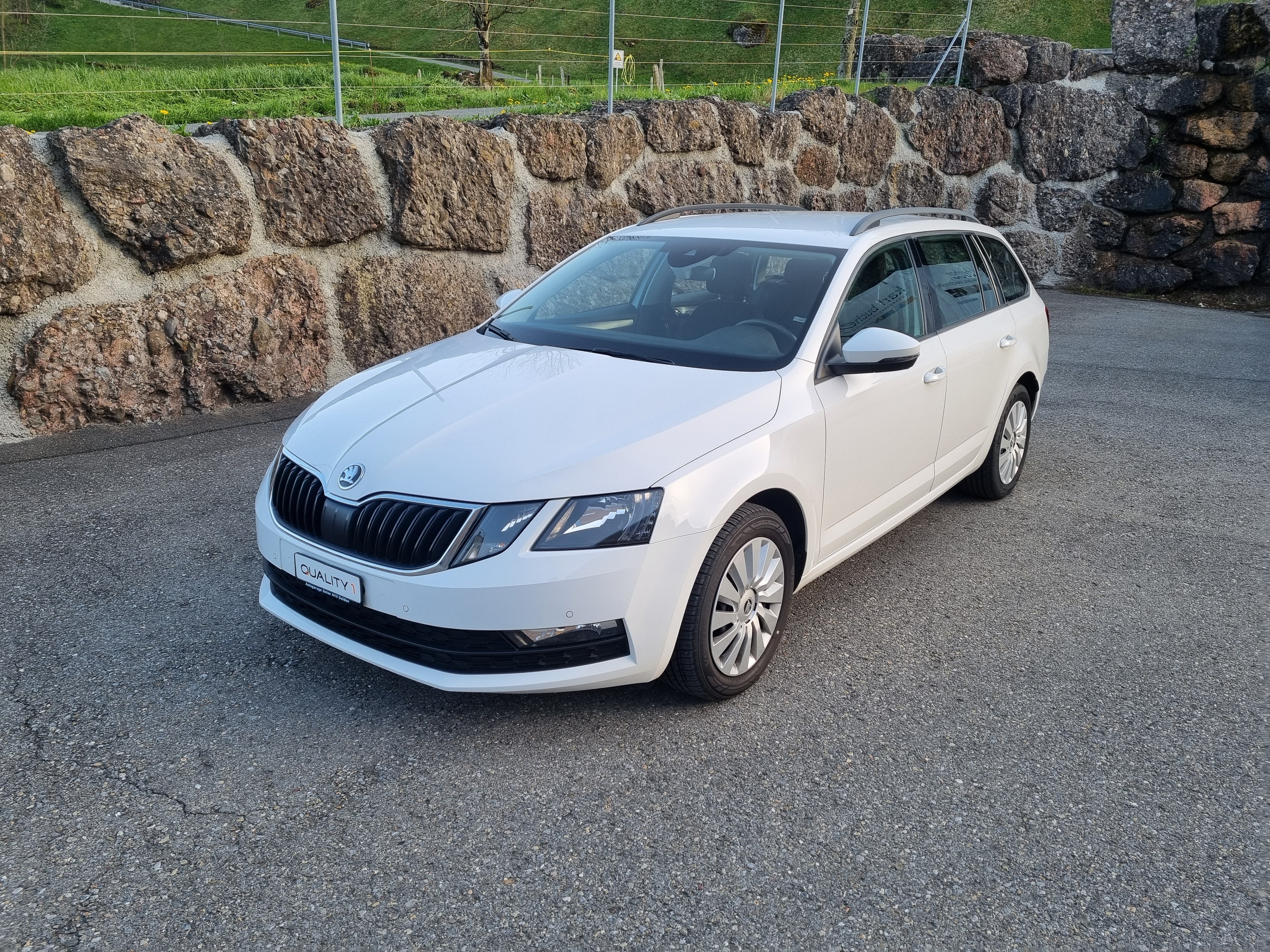 SKODA Octavia Combi 1.6 TDI Ambition 4x4