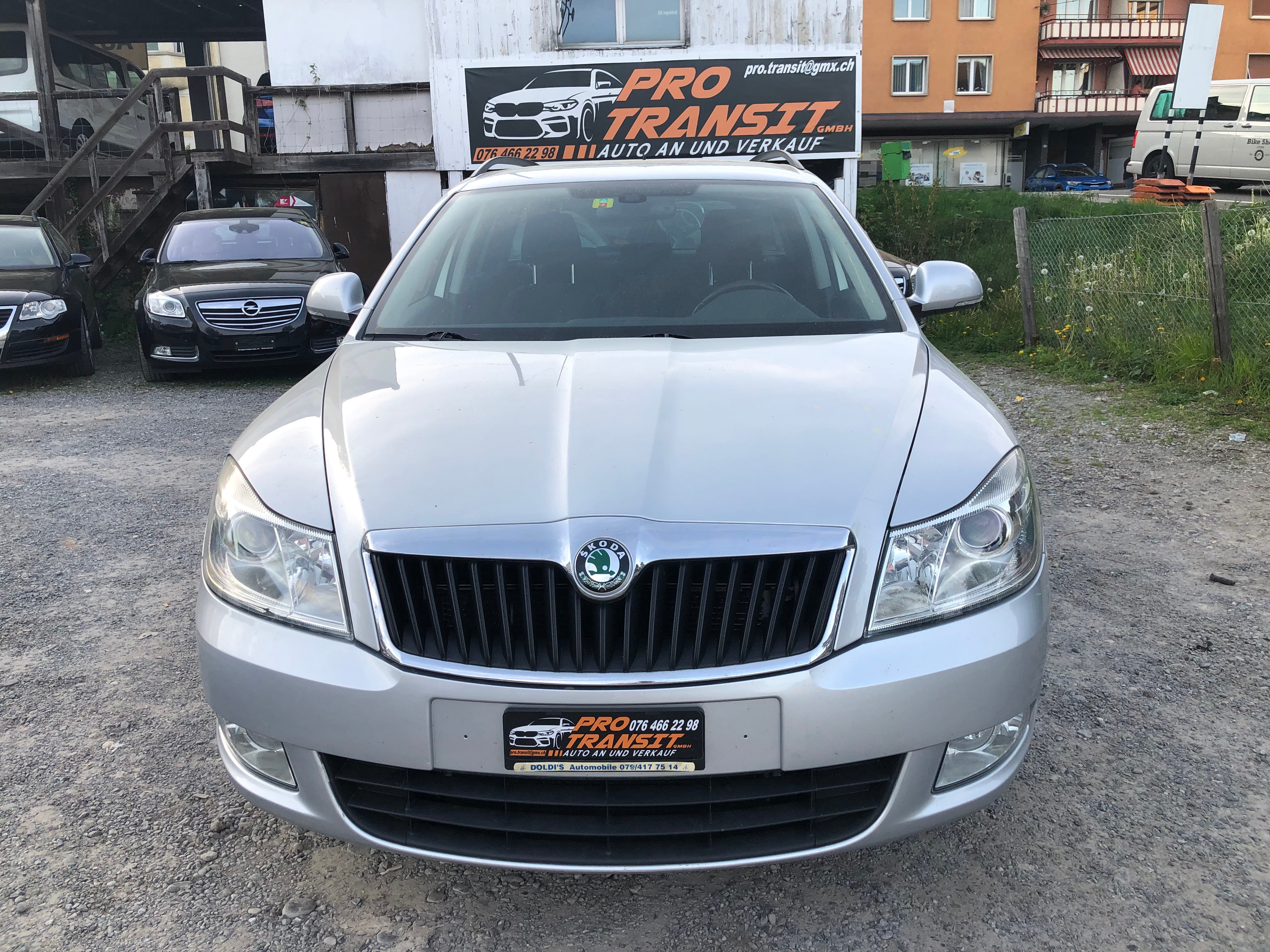 SKODA Octavia Combi 2.0 TDI Elegance 4x4 DSG