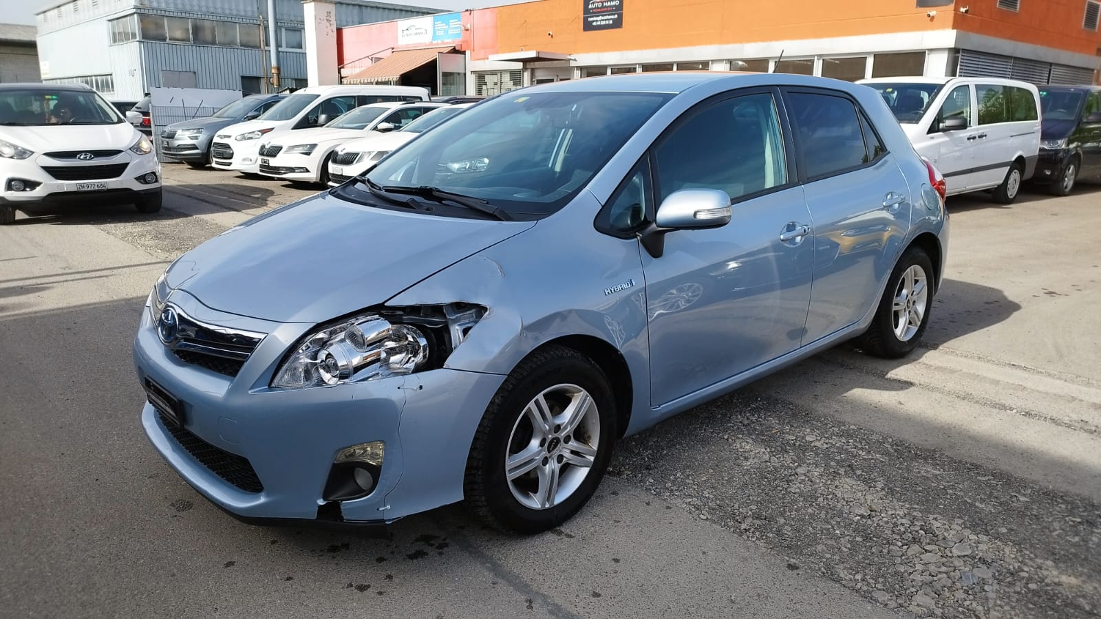 TOYOTA Auris 1.8 16V HSD Linea Sol