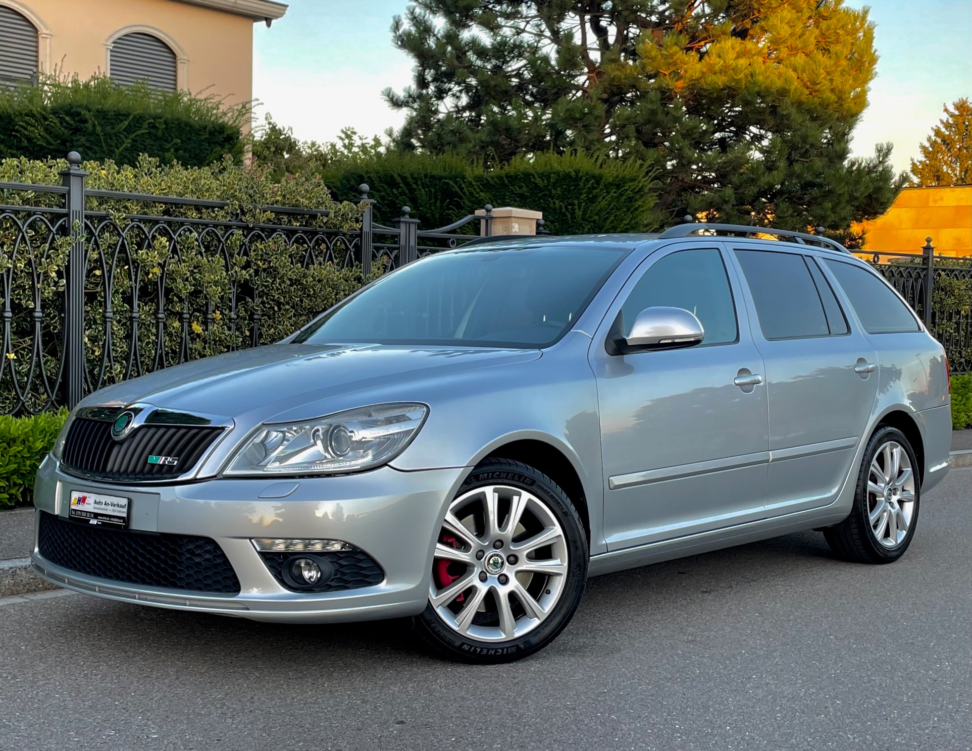 SKODA Octavia Combi 2.0 TDI RS DSG Frisch ab MFK & Service