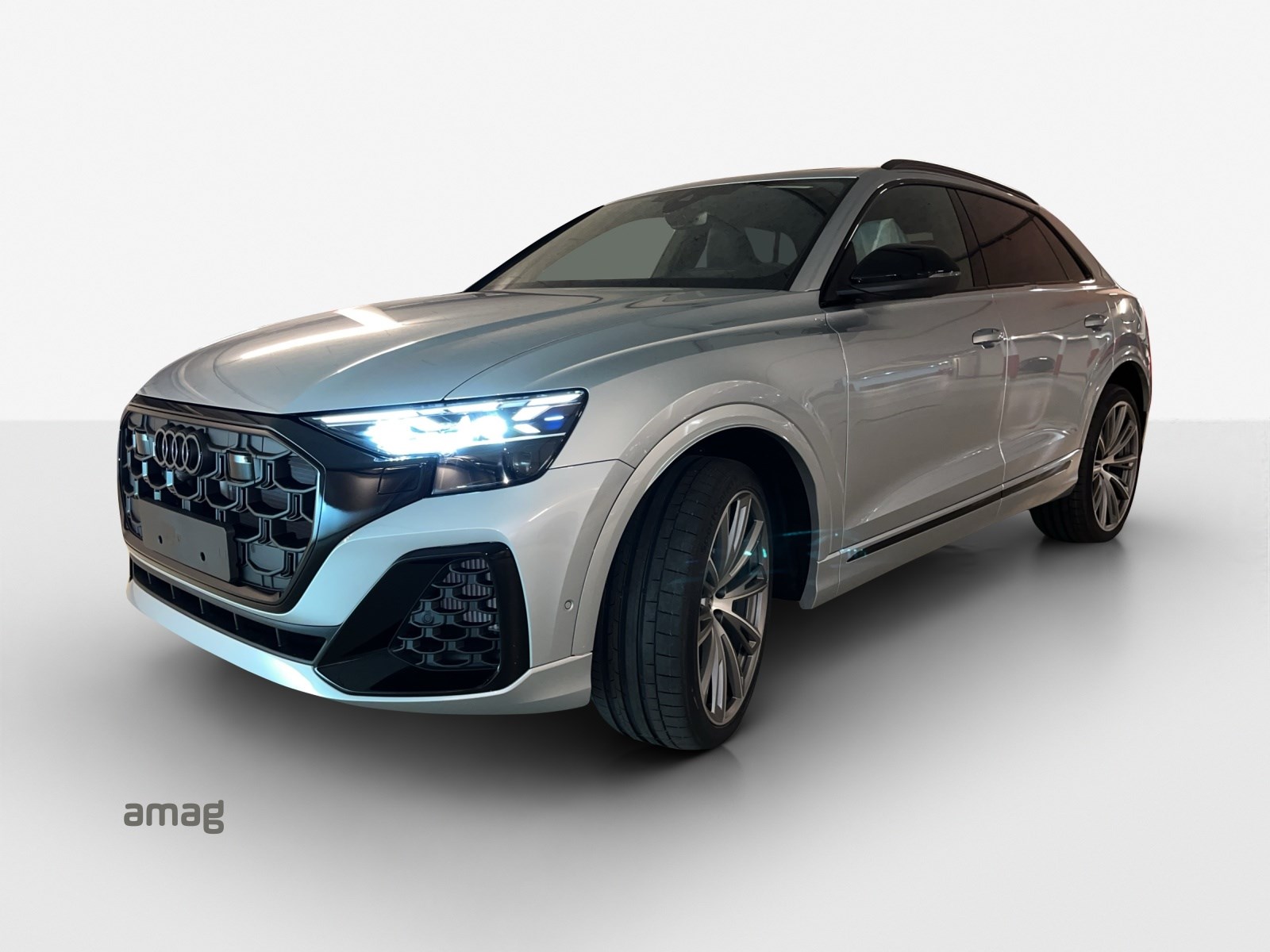 AUDI Q8 55 TFSI e quattro PHEV tiptronic