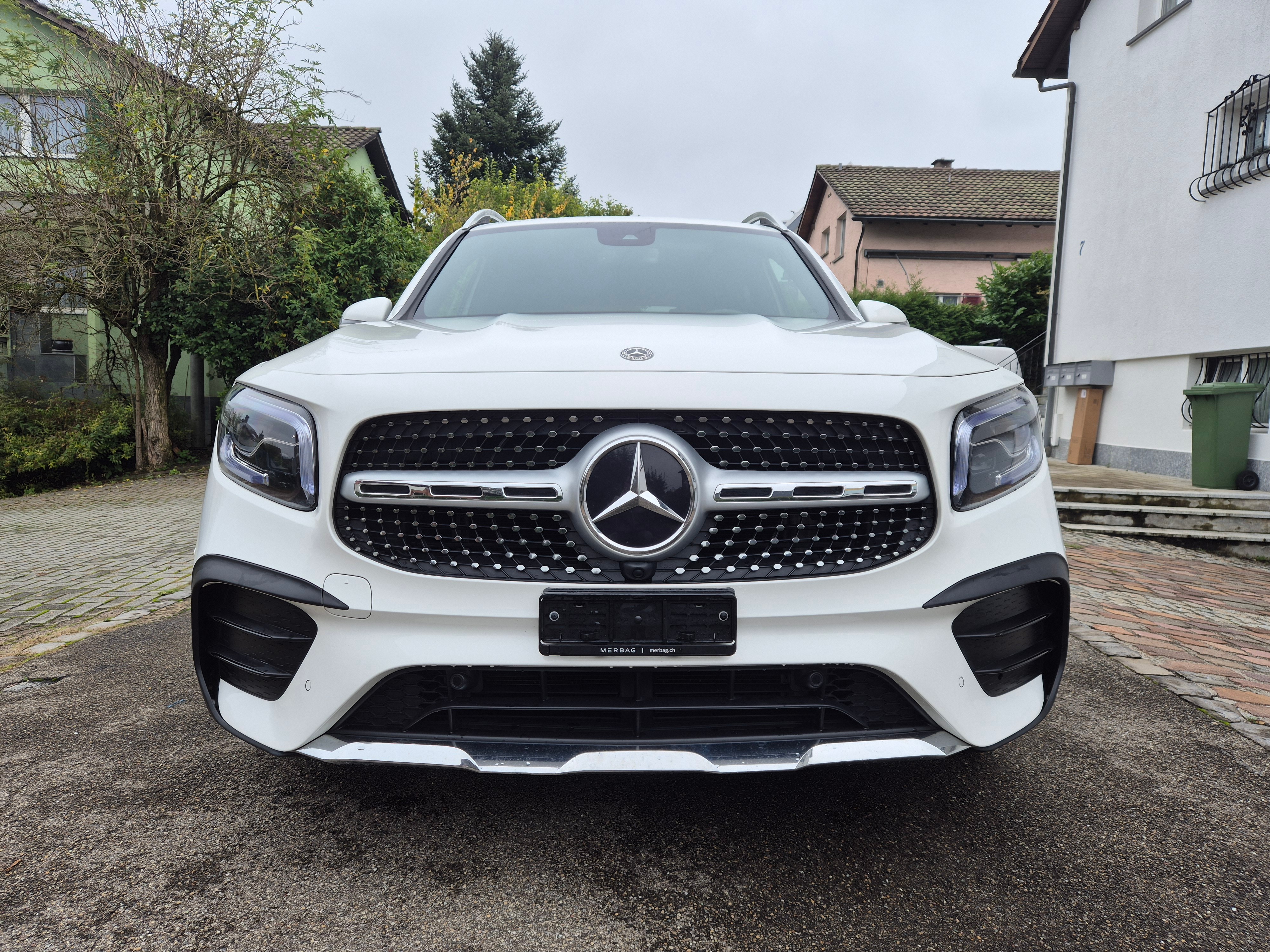 MERCEDES-BENZ GLB 250 4Matic AMG Line 8G-Tronic