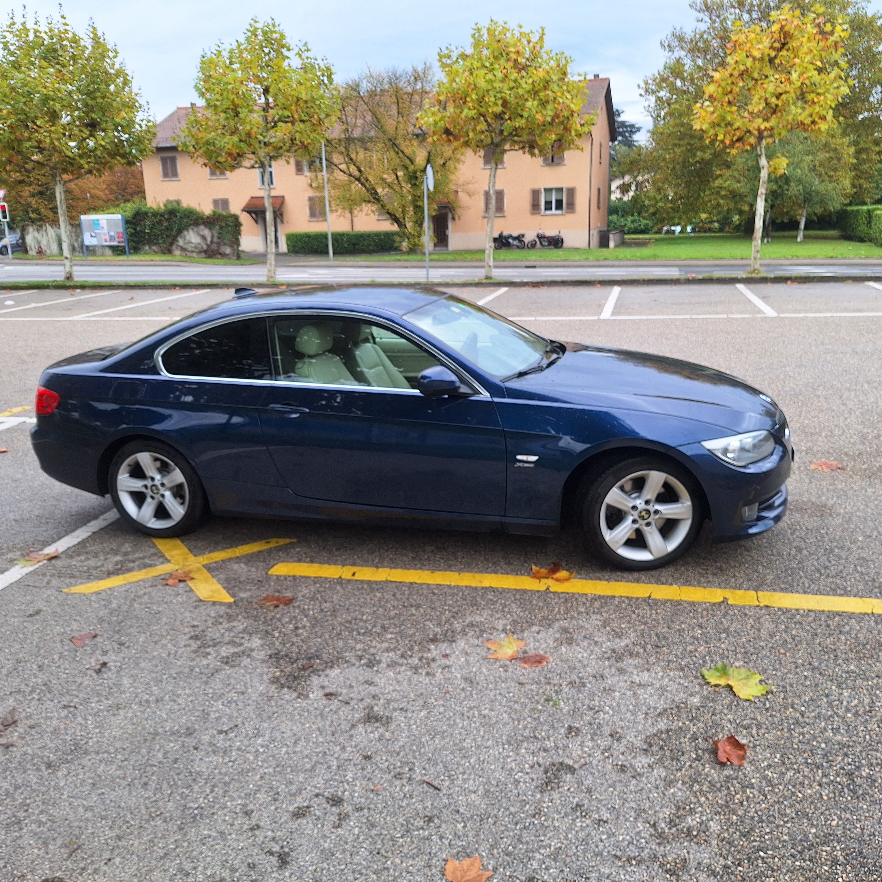 BMW 325i xDrive Coupé Steptronic