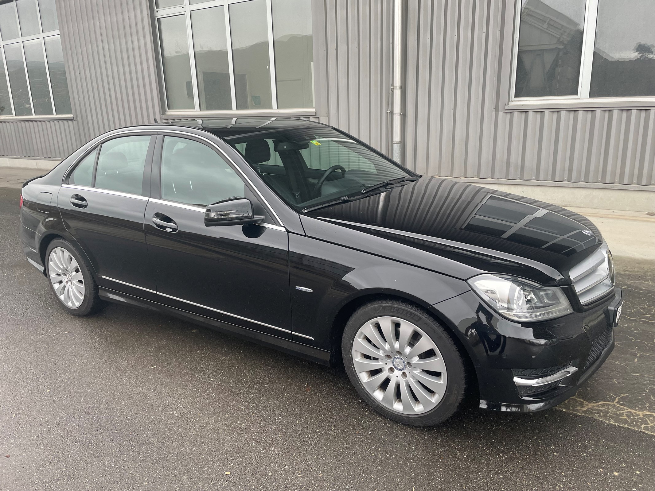 MERCEDES-BENZ C 250 Elégance 7G-Tronic