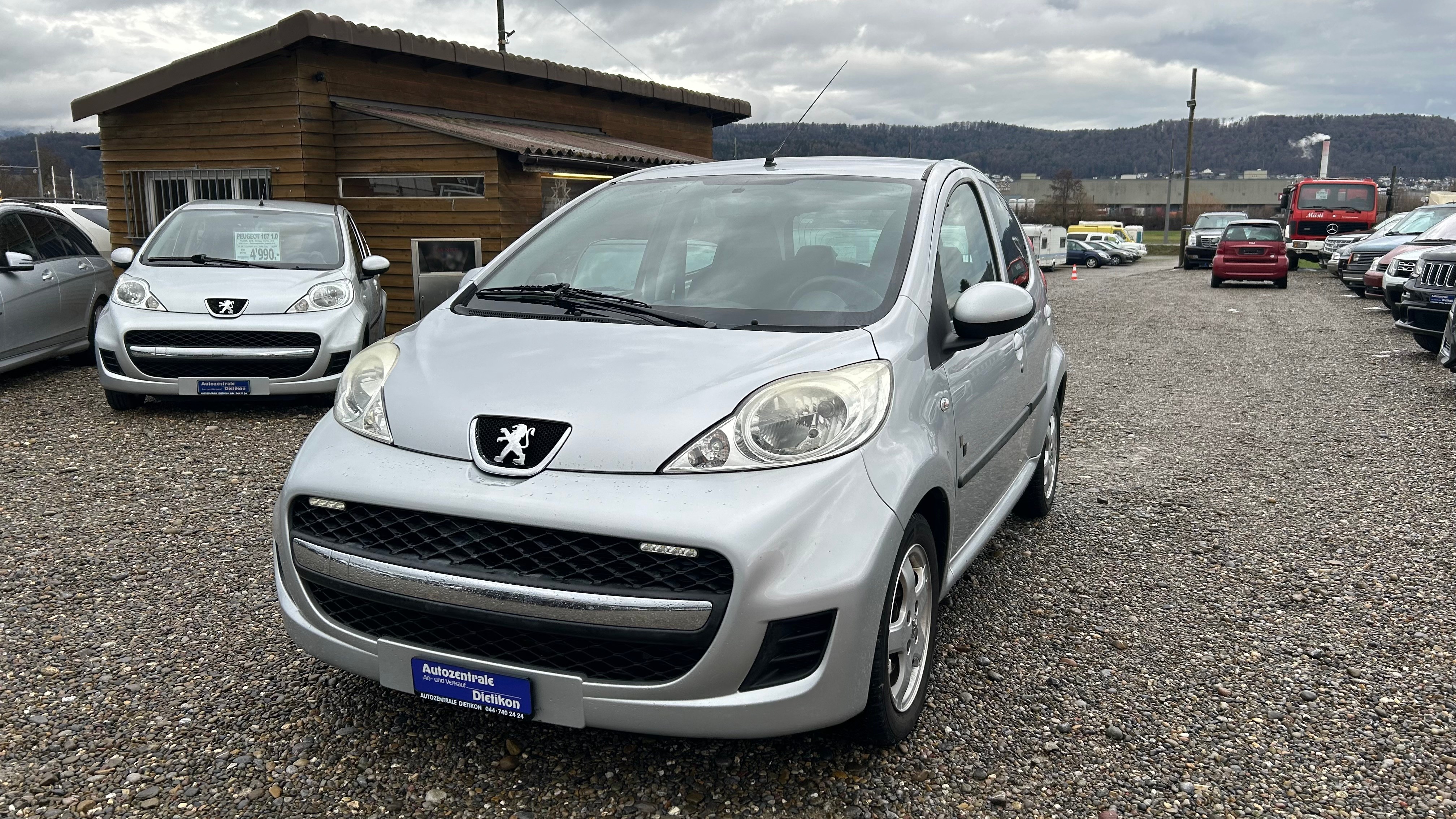 PEUGEOT 107 1.0 Black&Silver BMP5