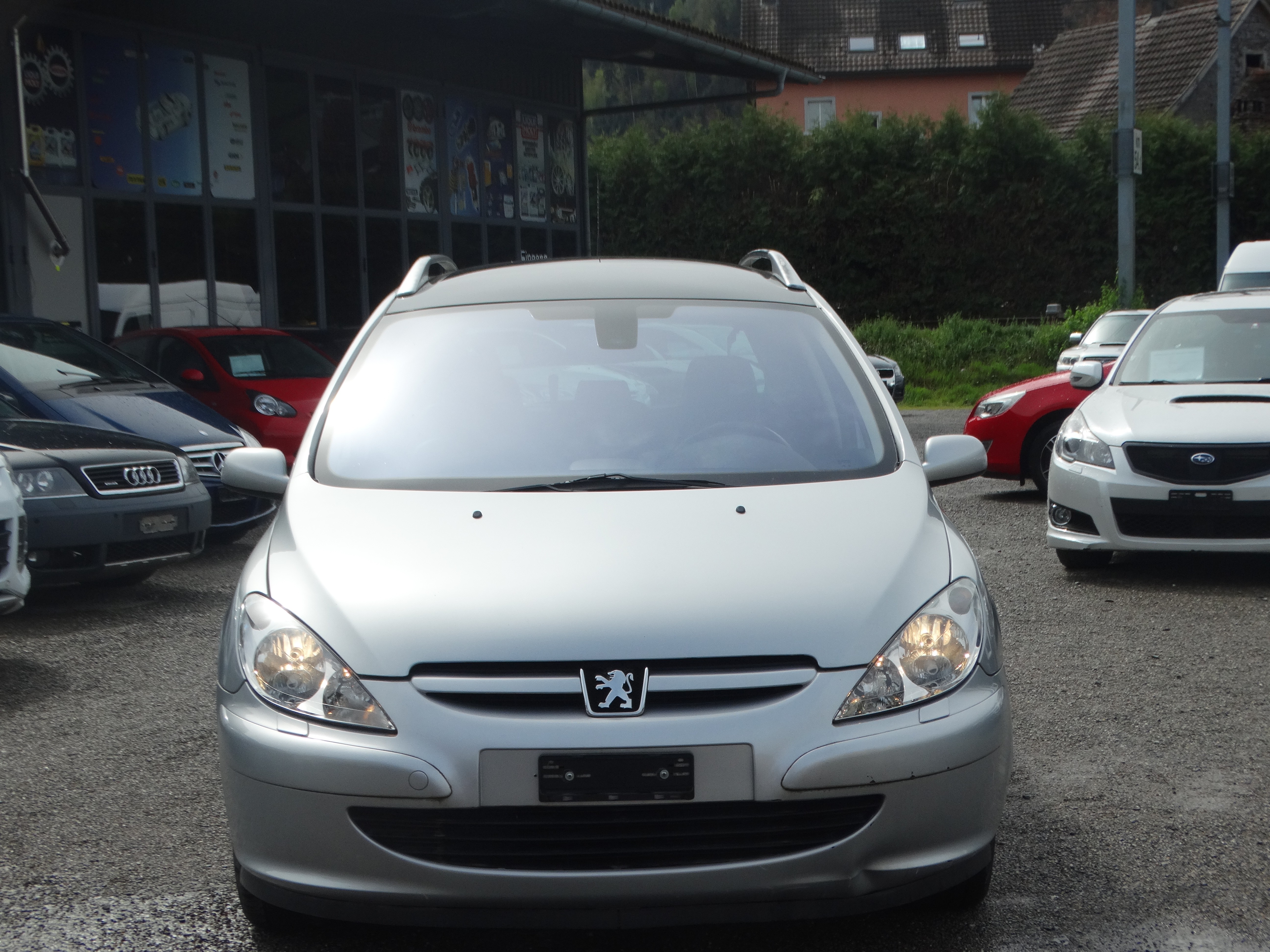 PEUGEOT 307 SW 2.0 16V Black&Silver Edition