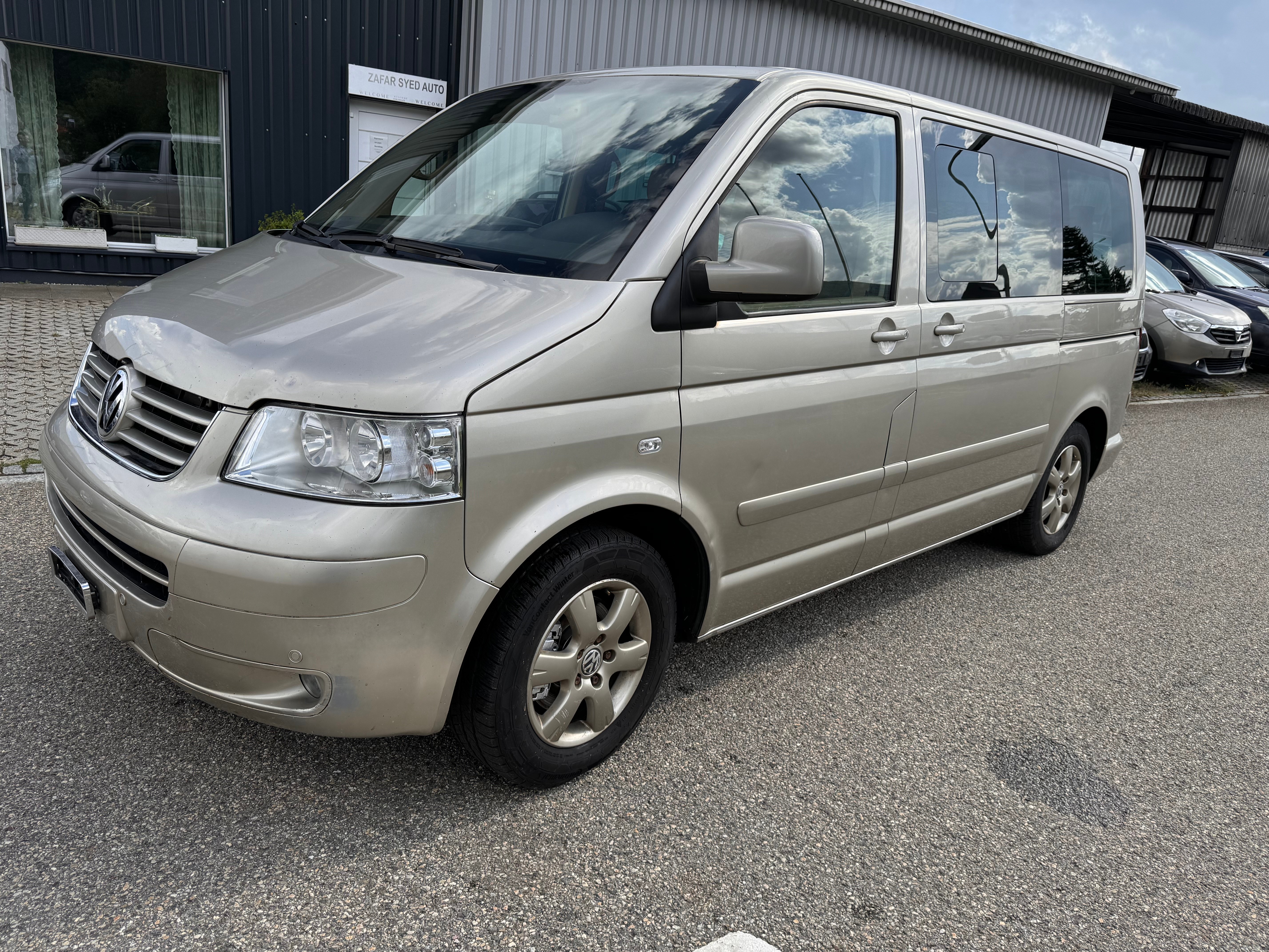 VW T5 Multivan Comfortline 2.5 TDI