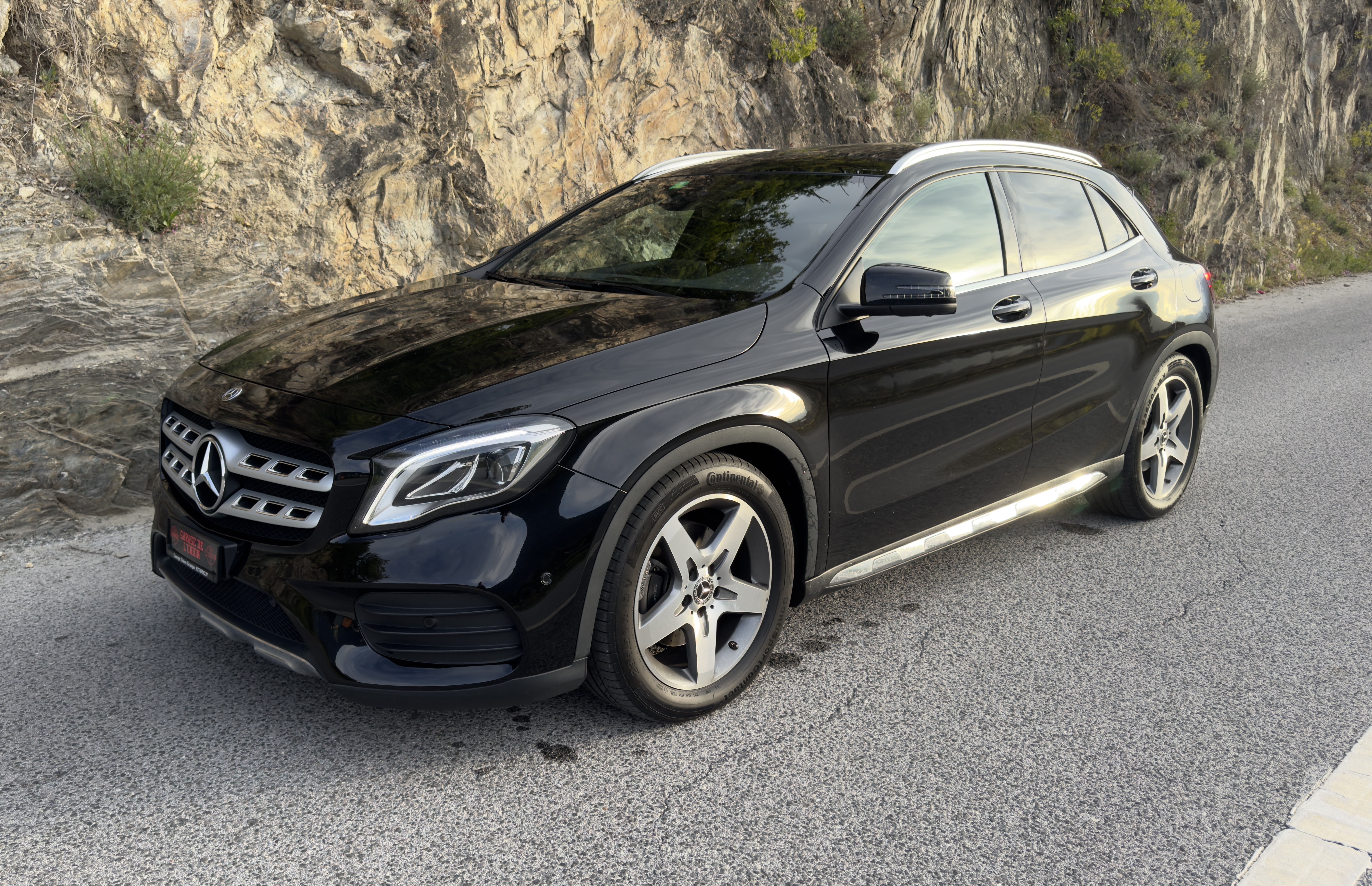 MERCEDES-BENZ GLA 250 AMG Line 4Matic 7G-DCT