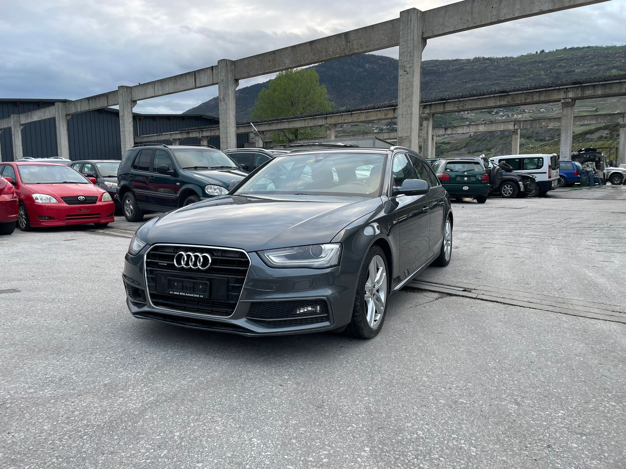 AUDI A4 Avant 2.0 TFSI quattro s-tronic