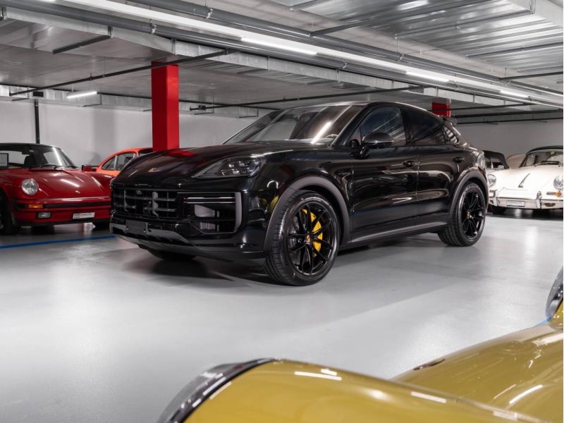 PORSCHE CAYENNE E-HYBRID Cayenne Turbo E-Hybrid Coupé avec Paquet-GT