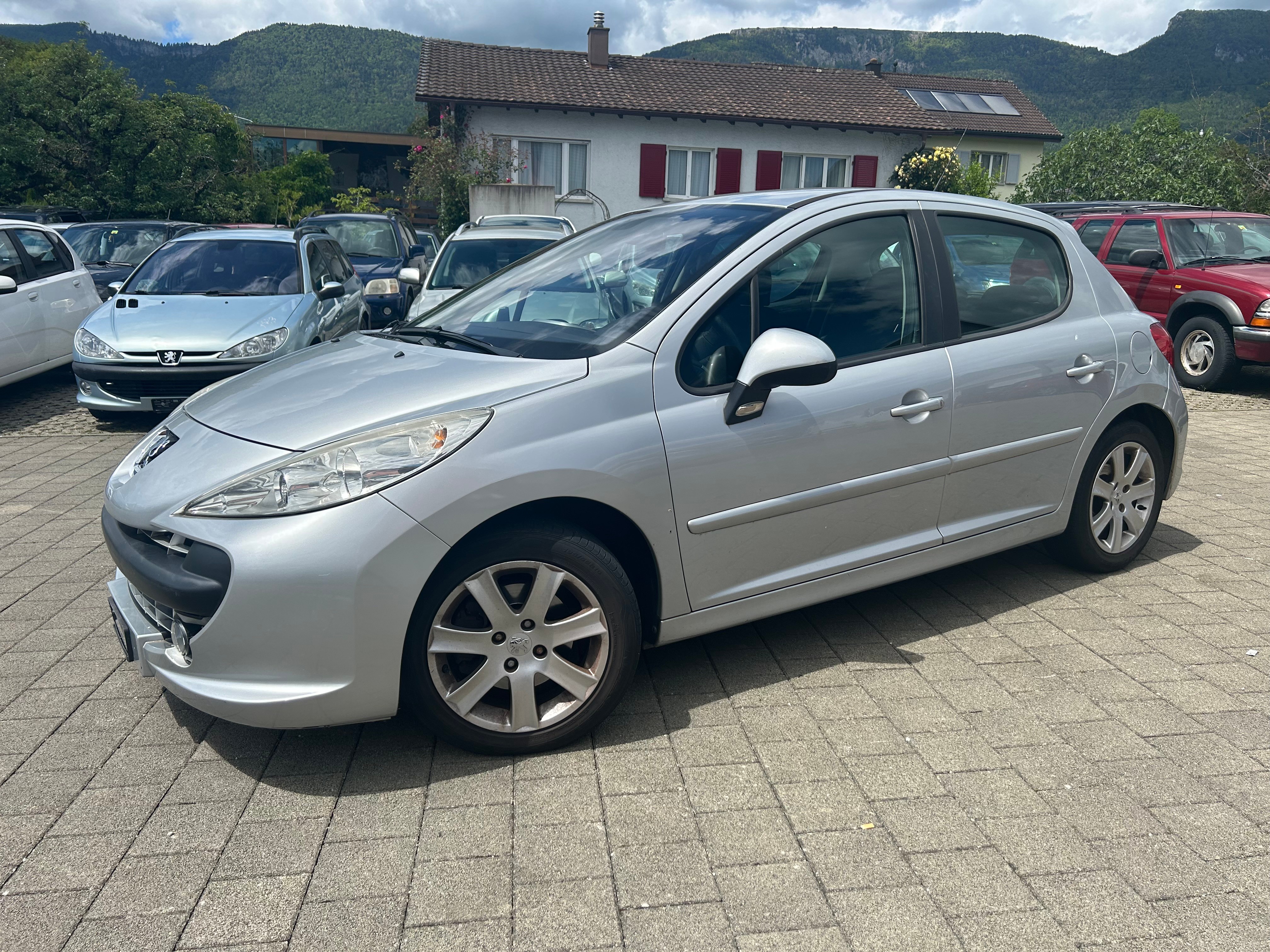 PEUGEOT 207 1.6 16V XS Automatic