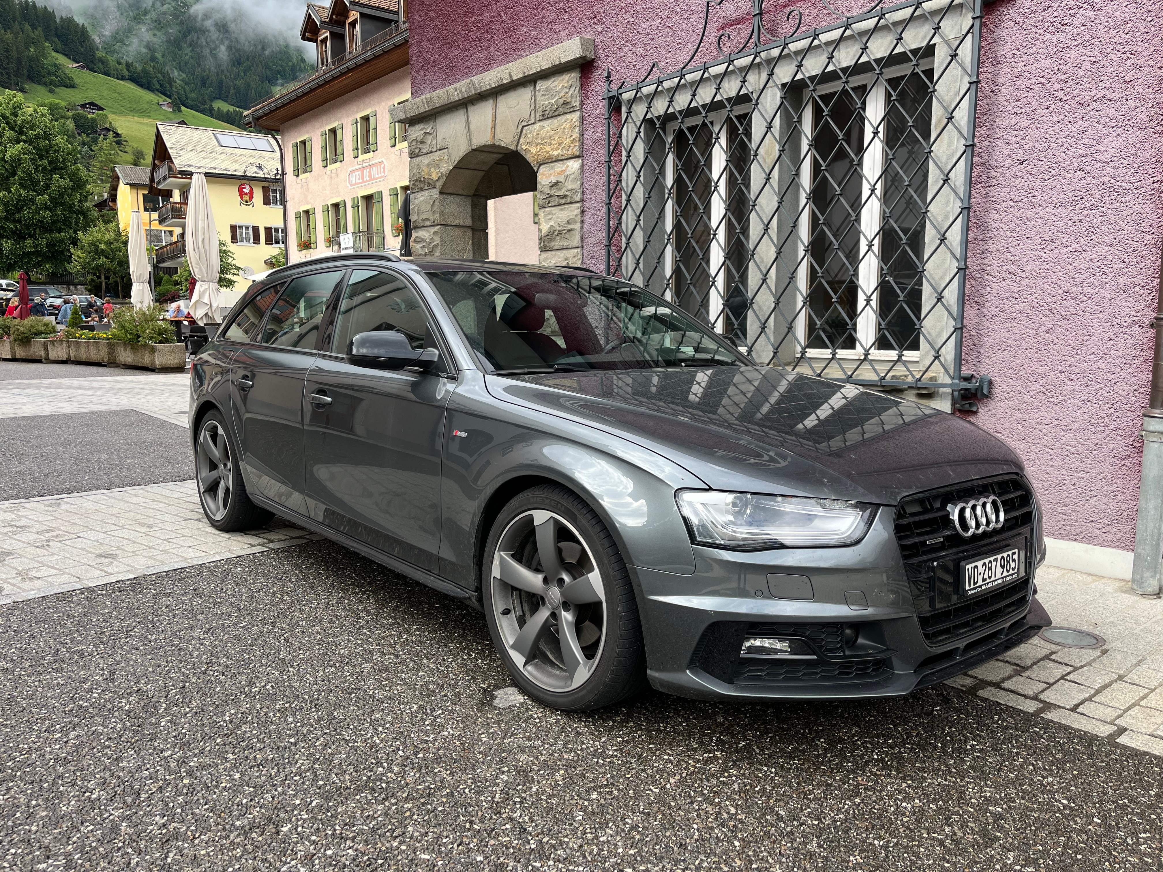 AUDI A4 Avant 2.0 TDI quattro