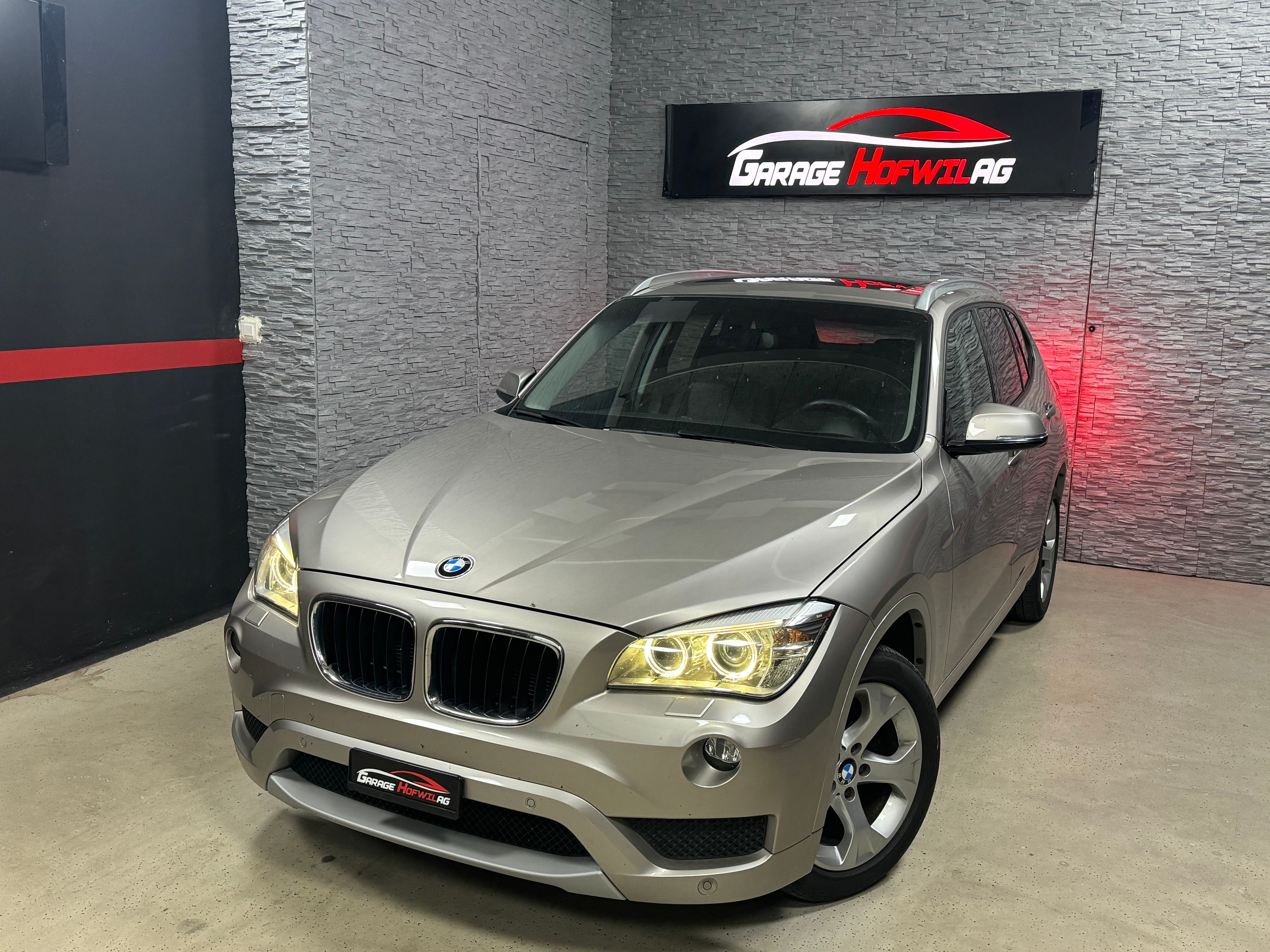 BMW X1 xDrive 25d xLine Steptronic AHK (2000KG)