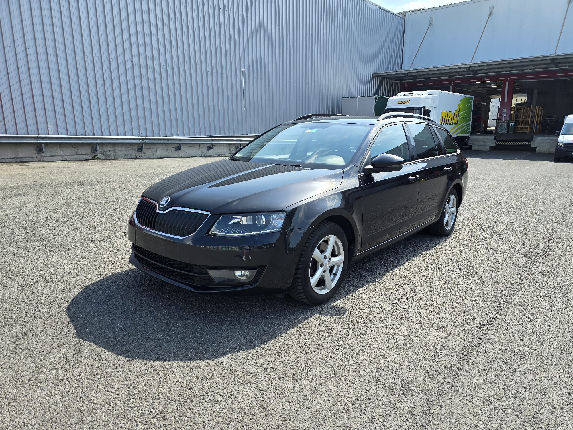 SKODA Octavia Combi 2.0 TDI Swiss Joy 4x4 DSG