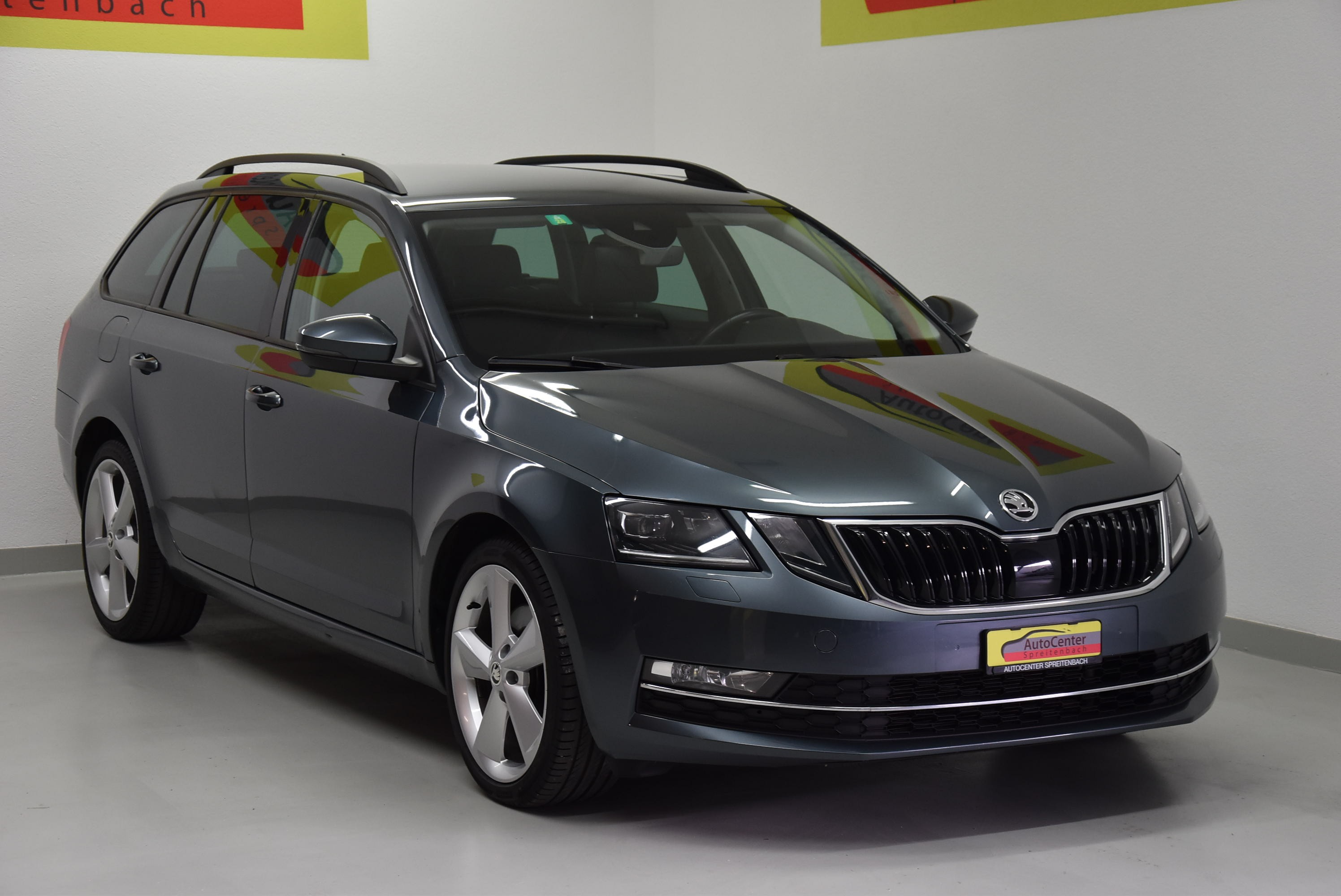 SKODA Octavia Combi 2.0 TDI Style 4x4 DSG