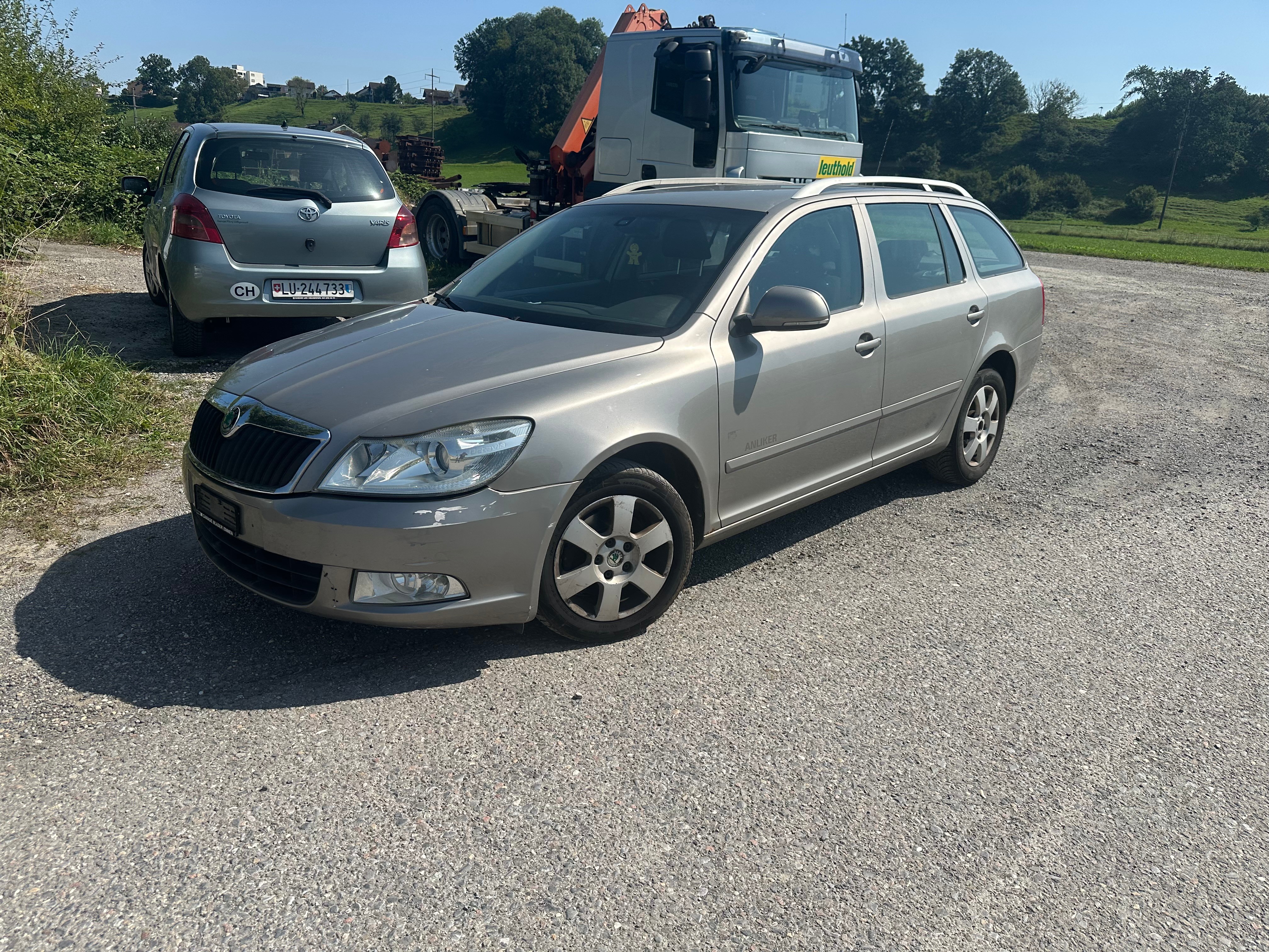 SKODA Octavia Combi 2.0 TDI Ambiente DSG