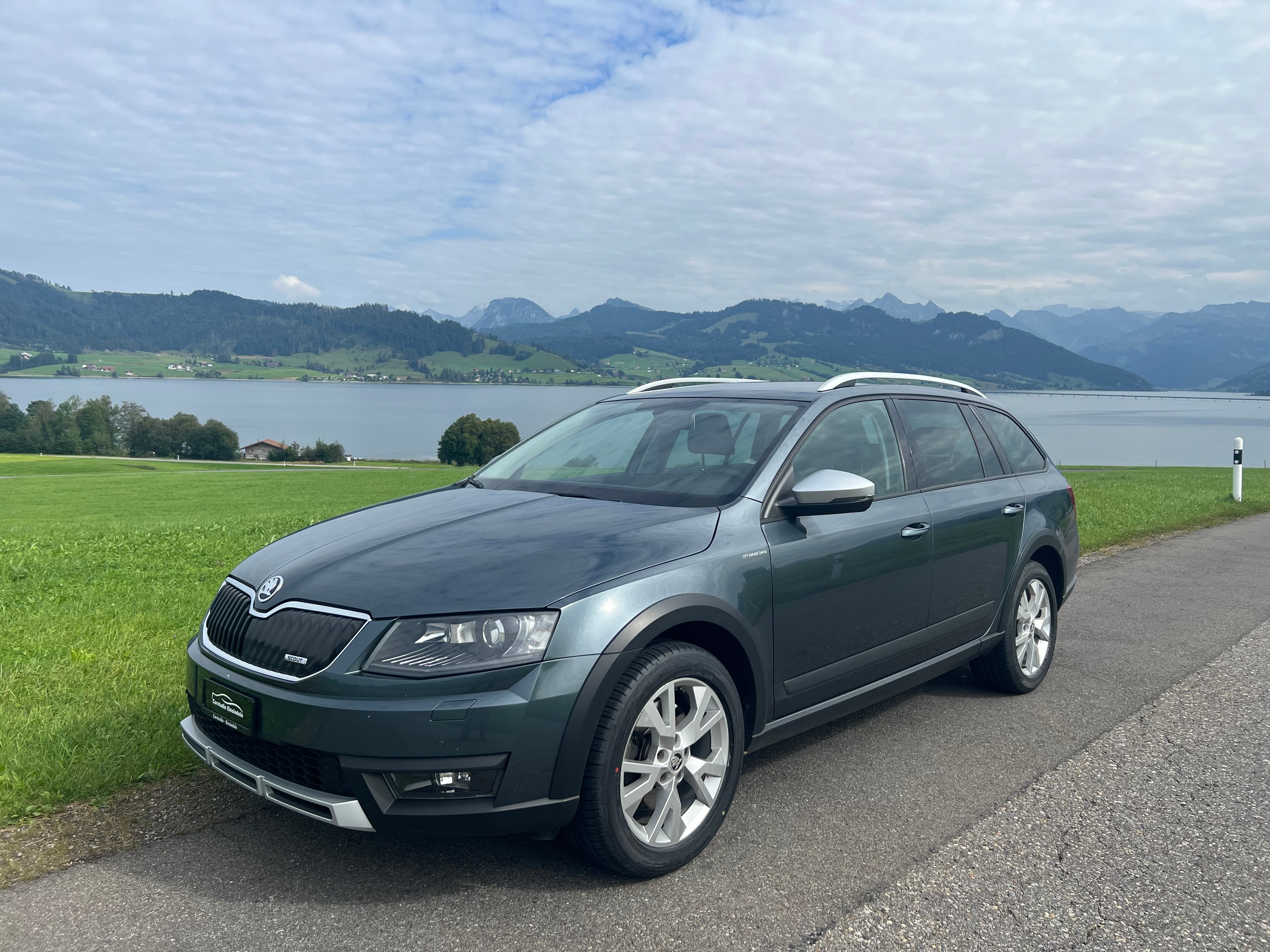 SKODA Octavia Combi 1.8 TSI Scout 4x4 DSG