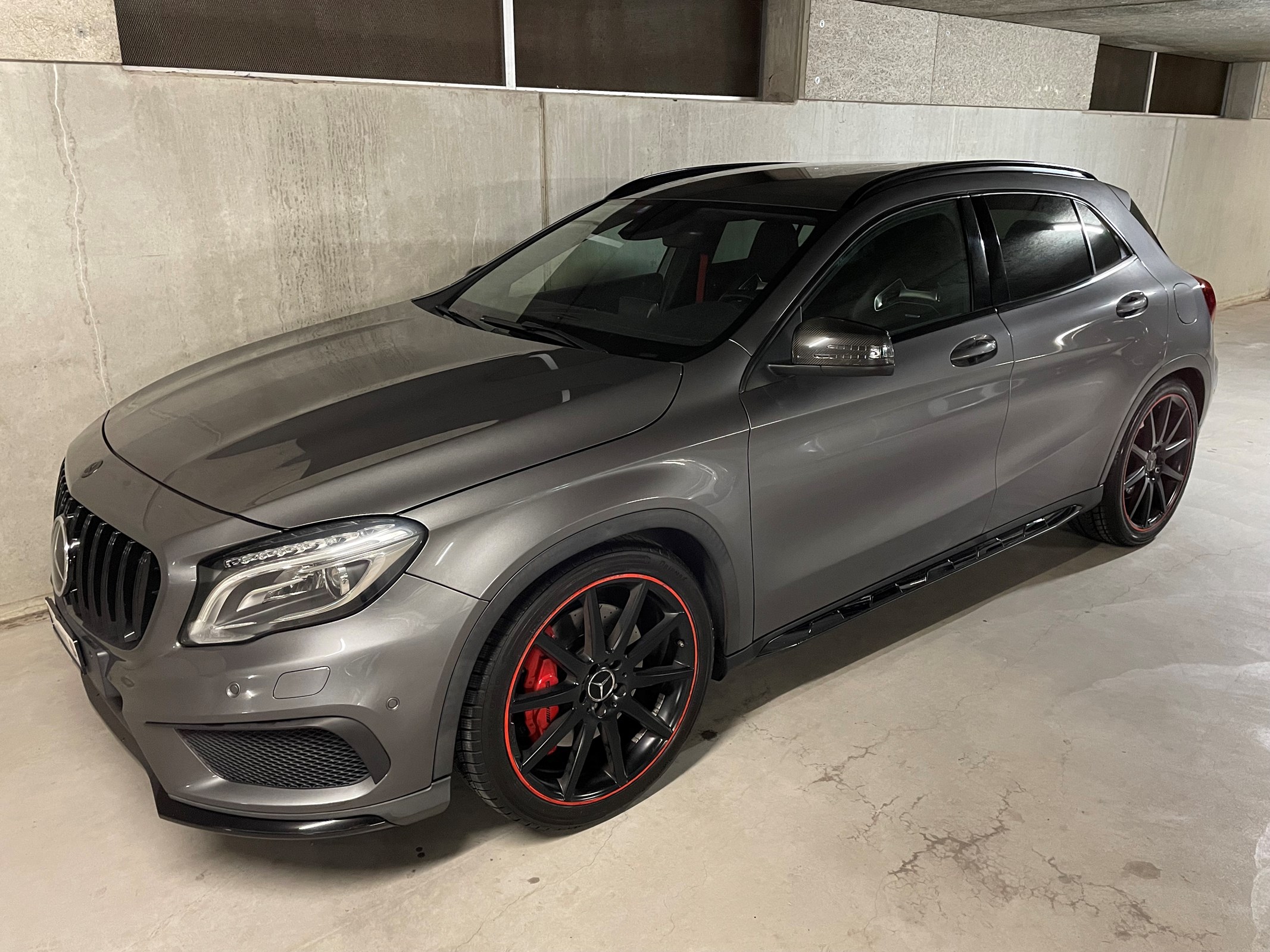 MERCEDES-BENZ GLA 45 AMG 4Matic 7G-DCT