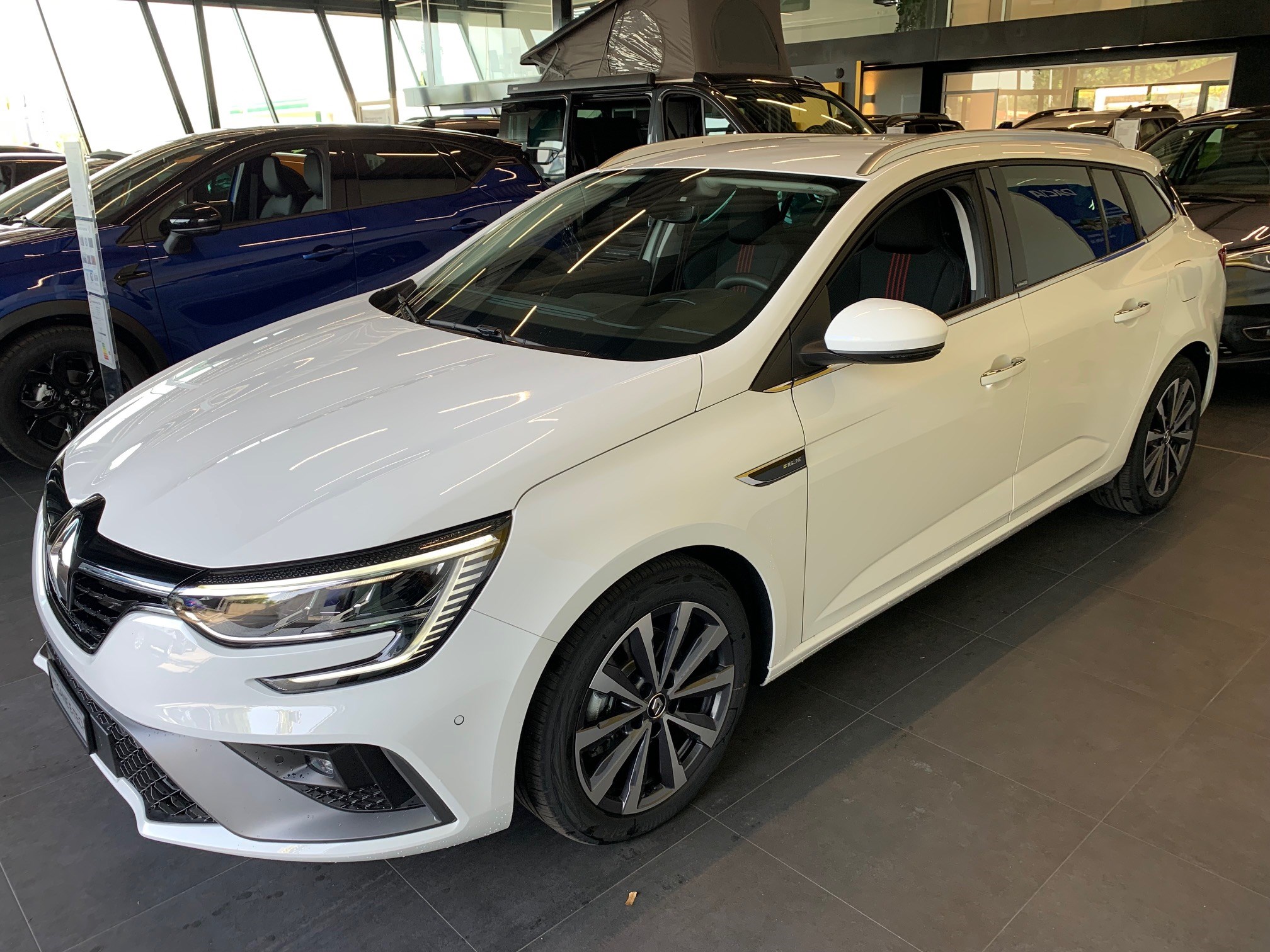 RENAULT Mégane Grandtour 1.6 E-Tech R.S. Line