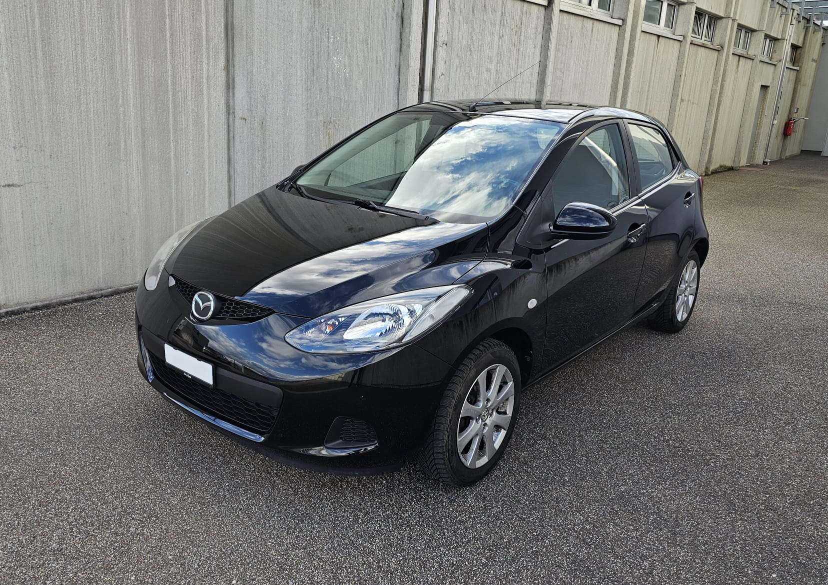 MAZDA 2 1.3i 16V Exclusive